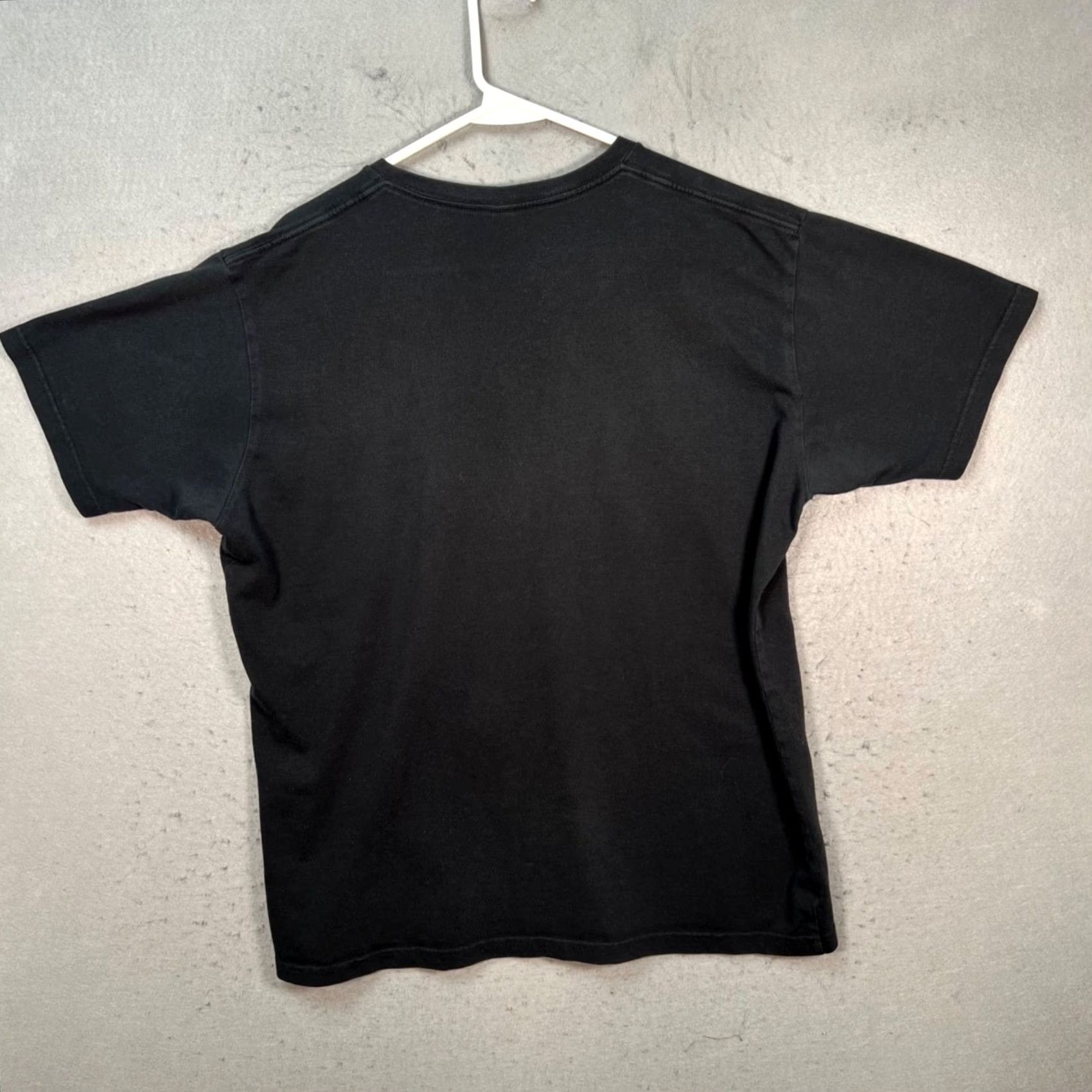 Uniqlo Uniqlo Mens XL Black V-Neck Basic Tee Soft Cotton Everyday Shirt Size XL / US 12-14 / IT 48-50 - 2 Thumbnail