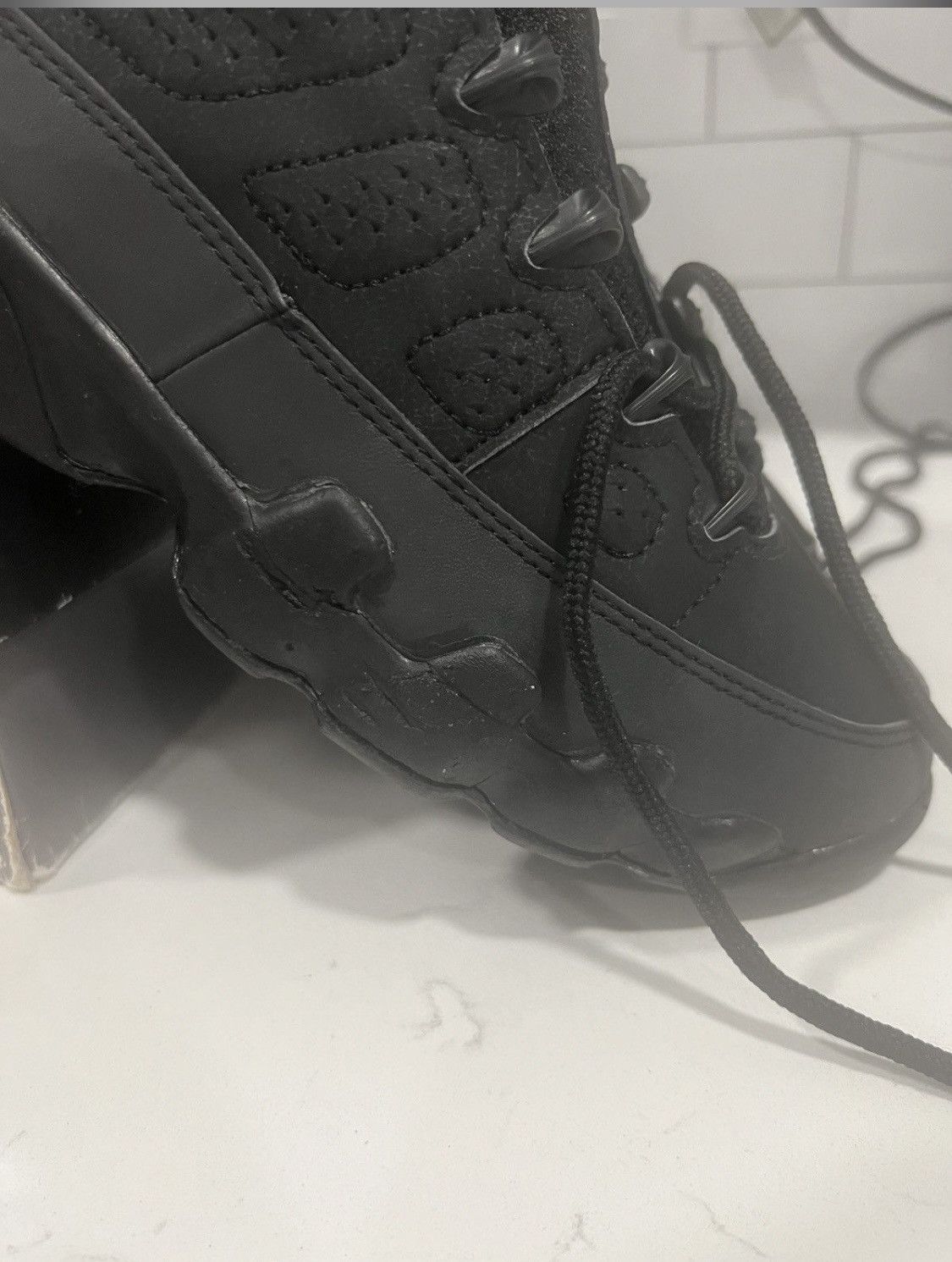 Jordan Brand Jordan 9 charcoal OG 1994 sz 7.5 Size US 7.5 / EU 40-41 - 8 Thumbnail