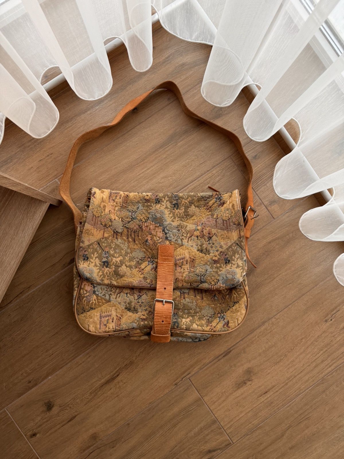 Japanese Brand × Vintage Vintage Rula Japanese Archival Full Embroidered Bag Size ONE SIZE - 1 Thumbnail