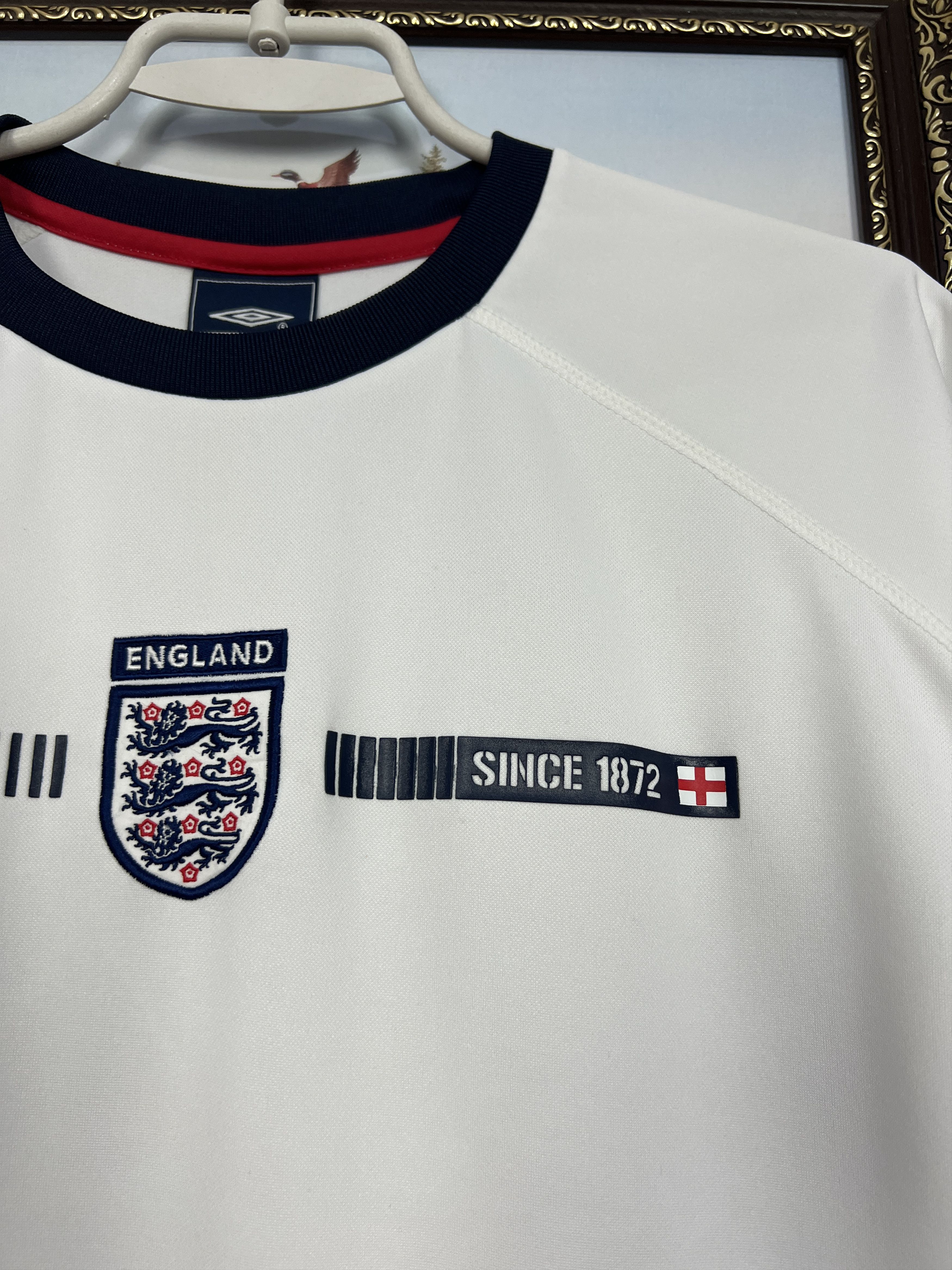 Umbro Vintage Umbro England Football Shirt Train White National Size US L / EU 52-54 / 3 - 4 Thumbnail