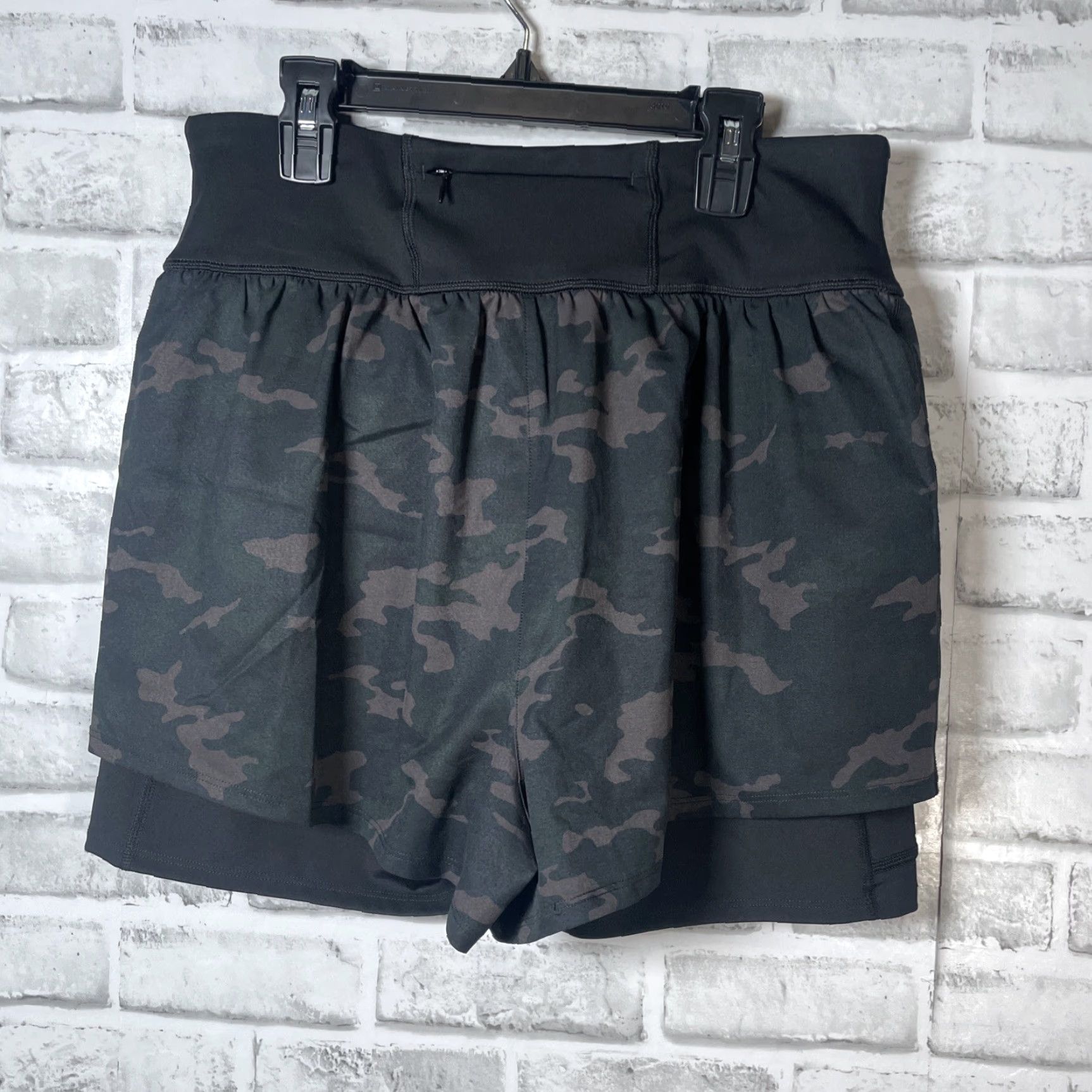 AMO VINTAGE Camo Women’s Athletic Shorts Biker Style Lined Size Large Black Activewear Size 36" / US 14 / IT 50 - 5 Thumbnail