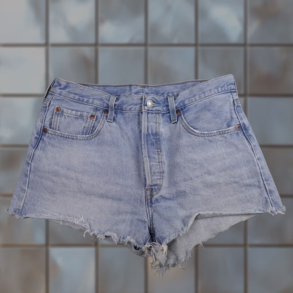 Levi's Levi's 501 Jean Shorts Womens 31 Blue Denim Cut Off Button Fly Light Wash Jorts Size 24" / US 00 / IT 34 - 1 Thumbnail