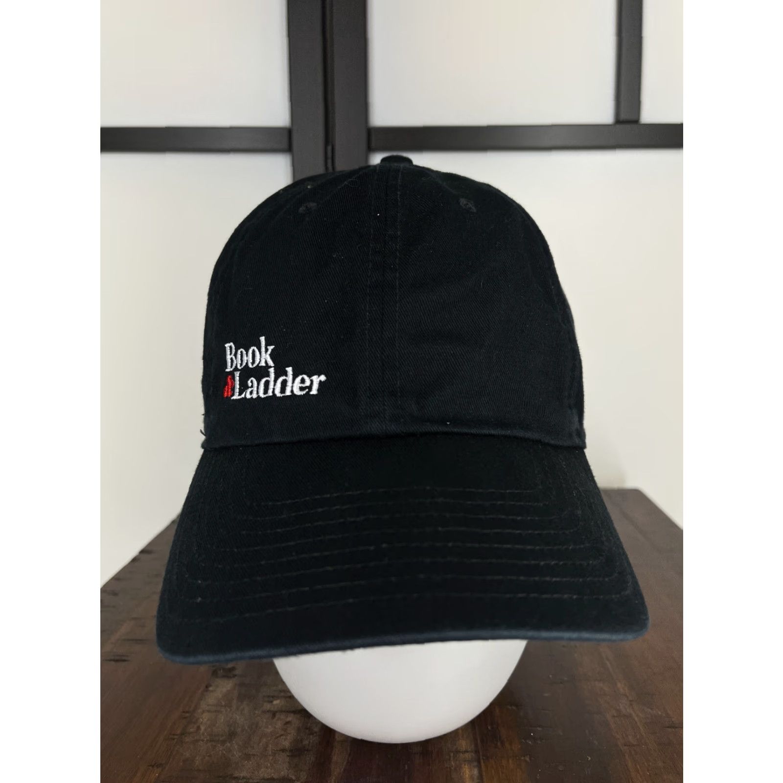 Nike Nike Hat Cap Strap Back Adult One Size Black Cotton Heritage86 Twill Baseball Cap Nike Mens Hats Sports Logo Housing Adjustable Black 90s? Size ONE SIZE - 2 Thumbnail