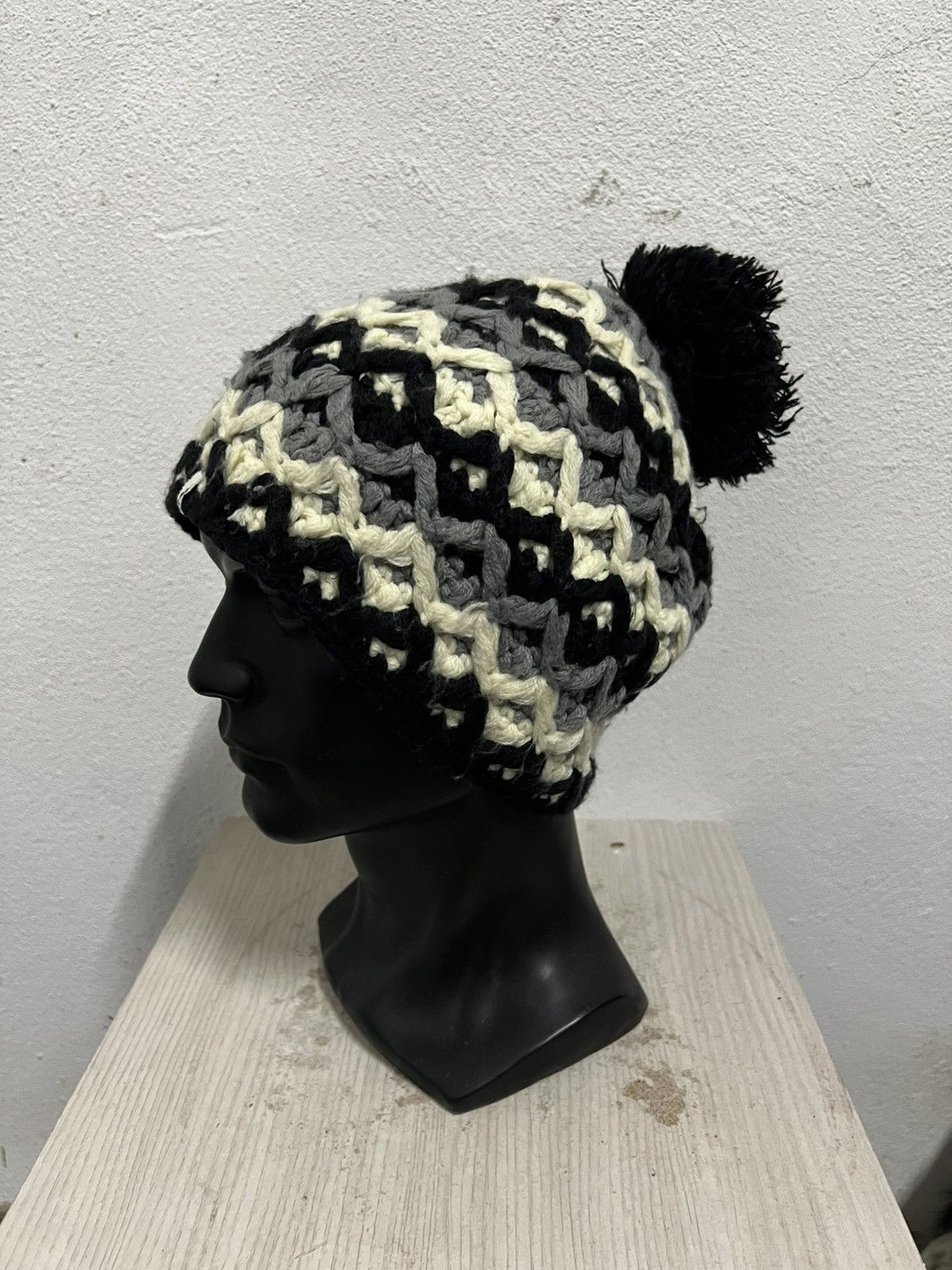Adidas Vintage Adidas Knit Beanie Hat Size ONE SIZE - 3 Thumbnail