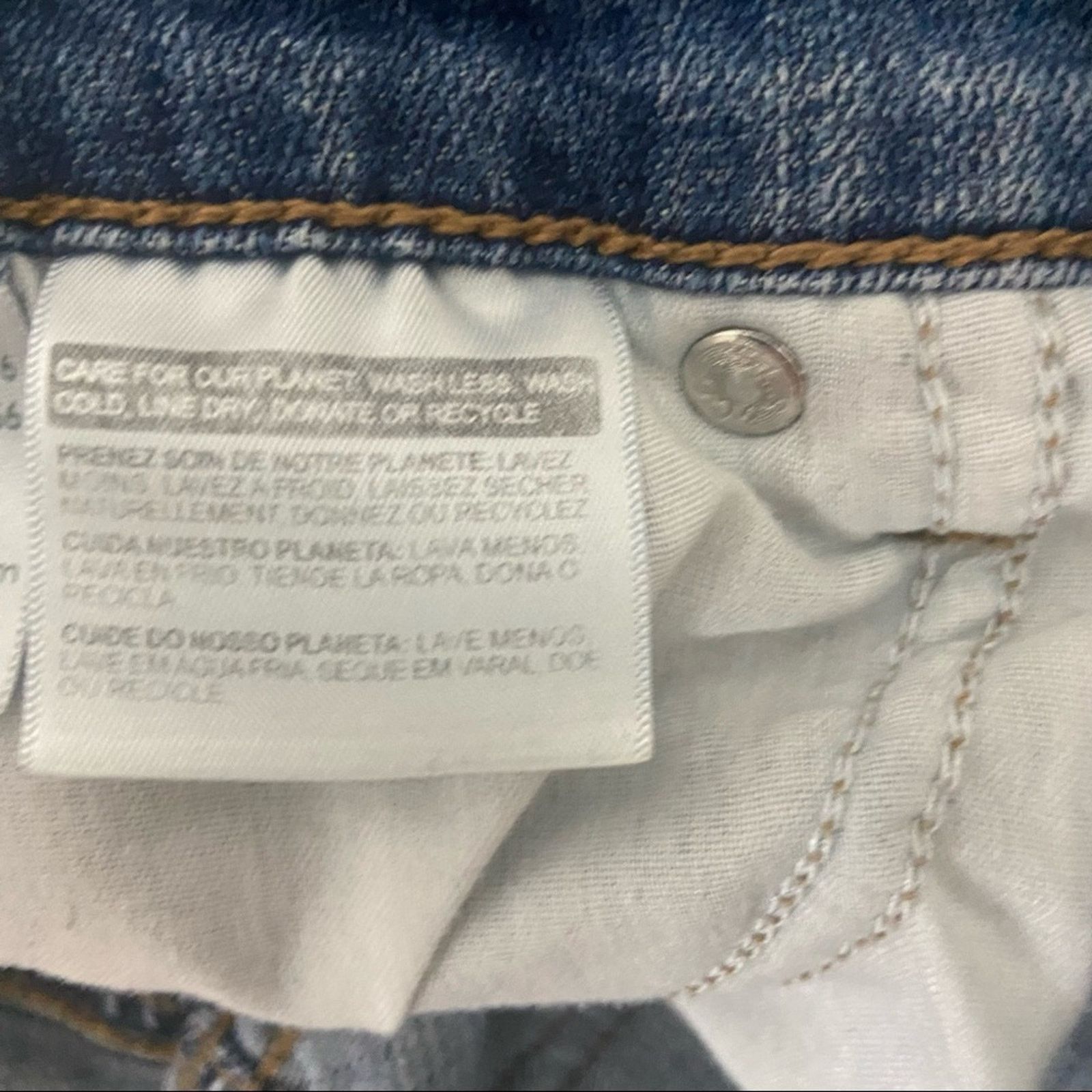 Levi's Levi's Women's Denim Shorts Size 28 Size 28" / US 6 / IT 42 - 5 Thumbnail