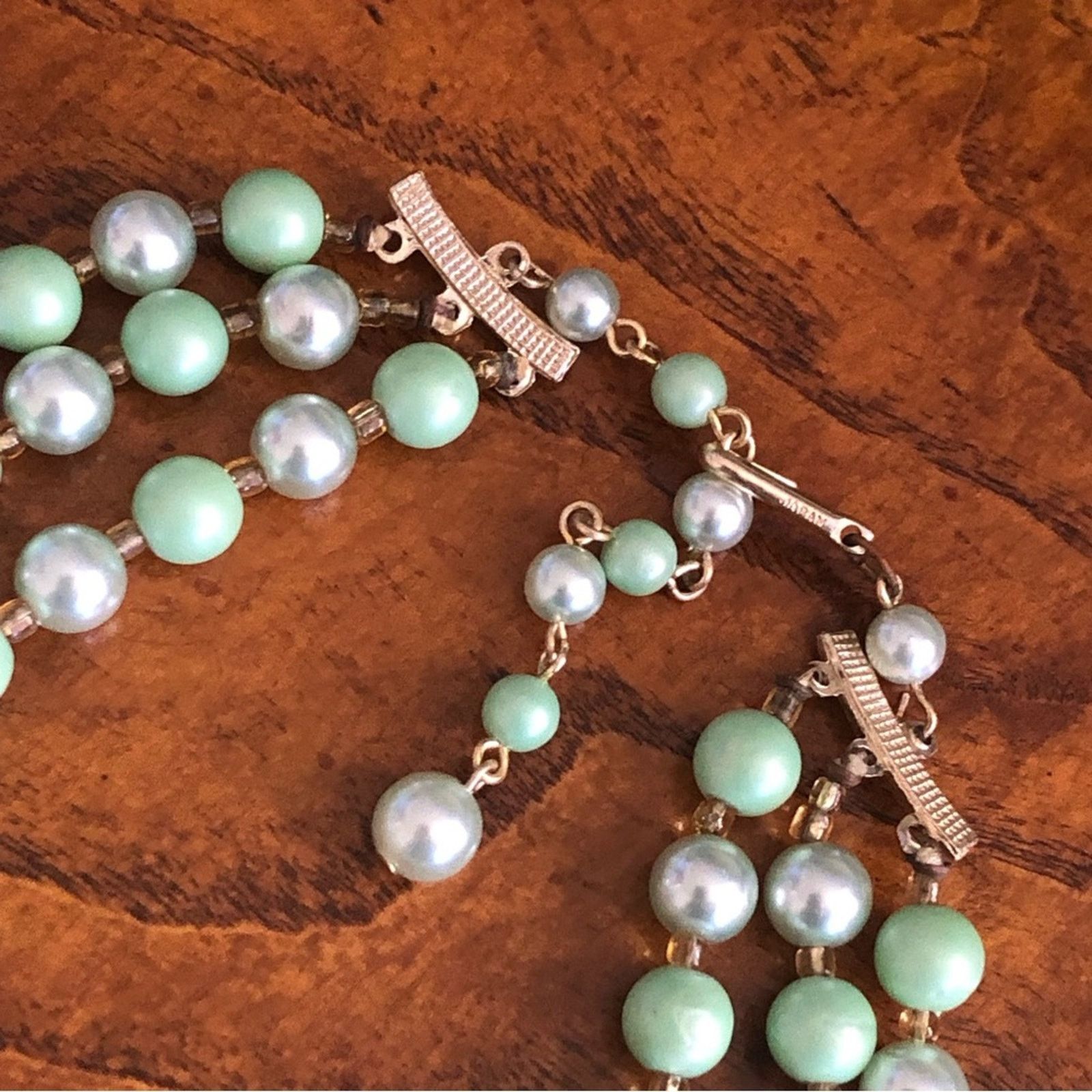 Vintage Vintage mid century mint green pearl bead necklace Size ONE SIZE - 9 Thumbnail