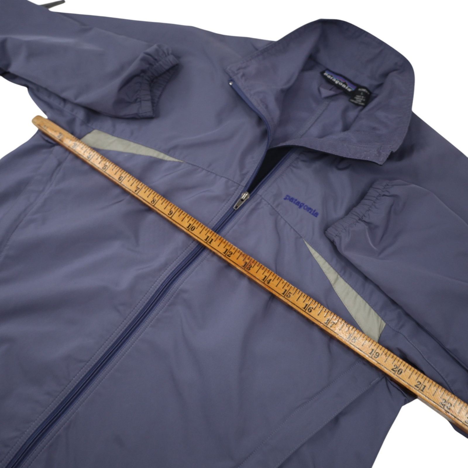 Patagonia × Vintage Vintage Patagonia Light Weight Soft Shell Jacket Size L / US 10 / IT 46 - 8 Thumbnail