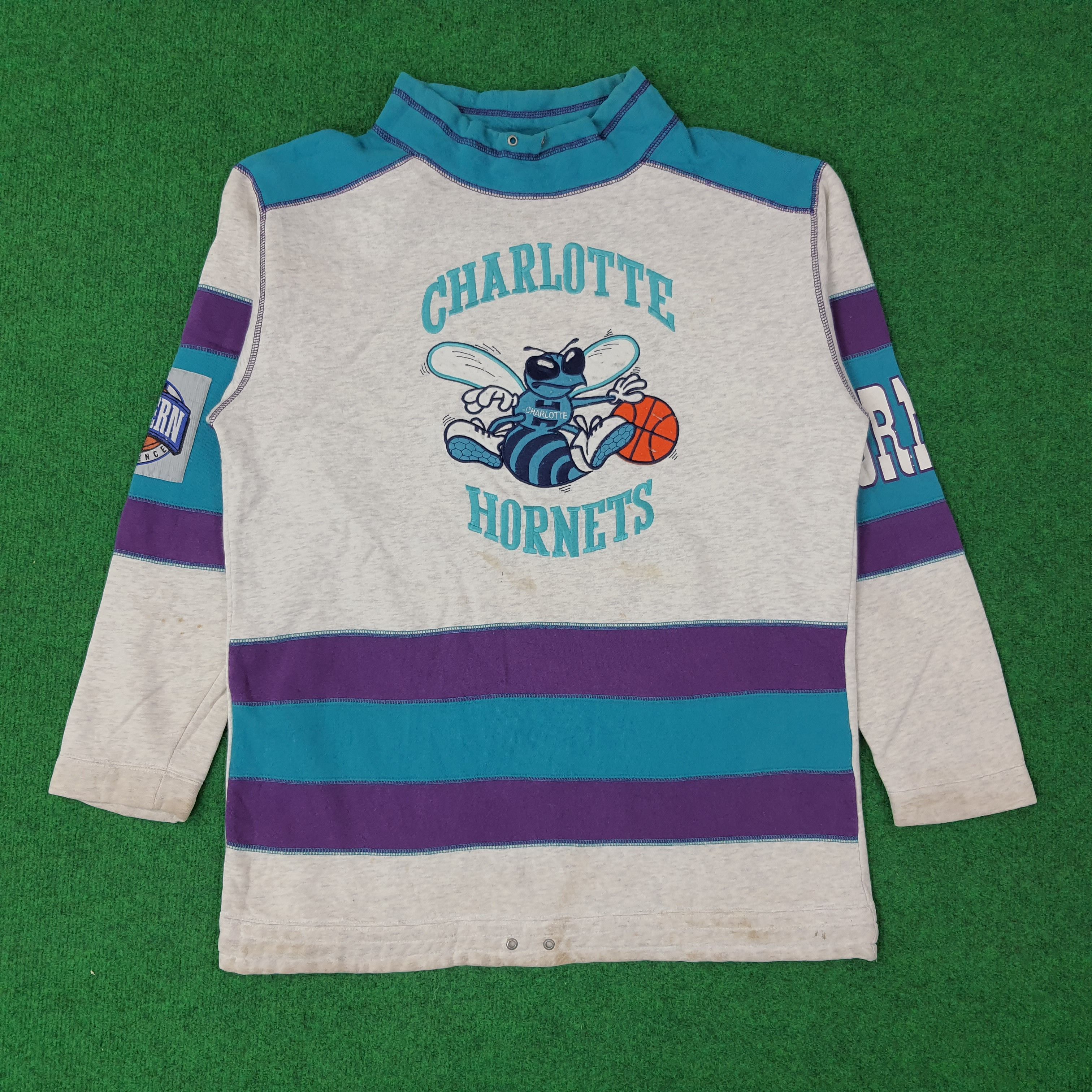 NBA Vintage NBA Charlotte Hornets Team Sports Sweatshirt C246N27 Size US M / EU 48-50 / 2 - 1 Thumbnail