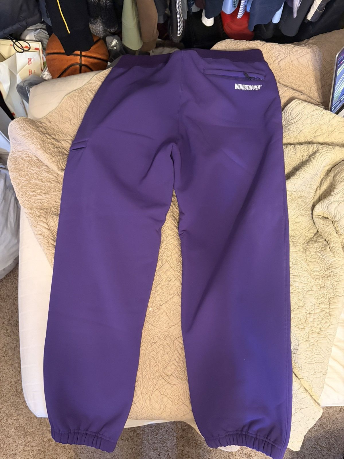 Supreme Supreme x WINDSTOPPER Sweatpant ‘Dark Purple’ Size US 32 / EU 48 - 2 Thumbnail
