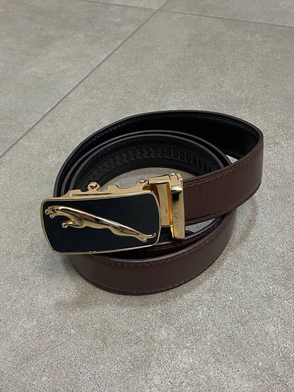 Other Vintage Jaguar Logo Leather Belt Size ONE SIZE - 1 Thumbnail