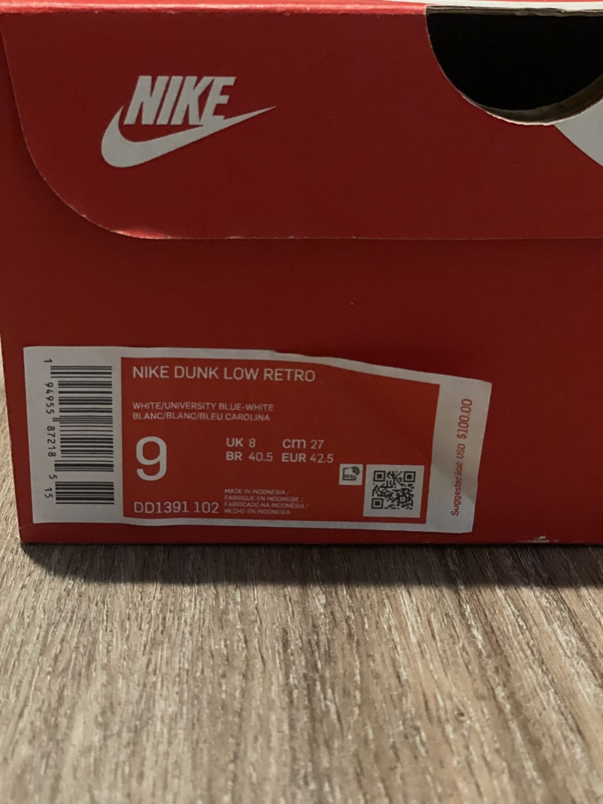 Nike Nike Dunk Low Retro UNC Size 9 Worn Size US 9 / EU 42 - 10 Thumbnail