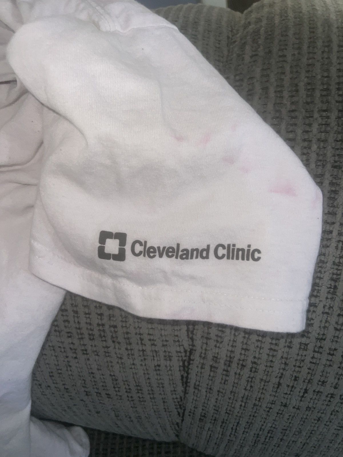 Gildan Gildan Cleveland Cavaliers Opening Night 2022 Let Em Know T Size US XL / EU 56 / 4 - 5 Thumbnail