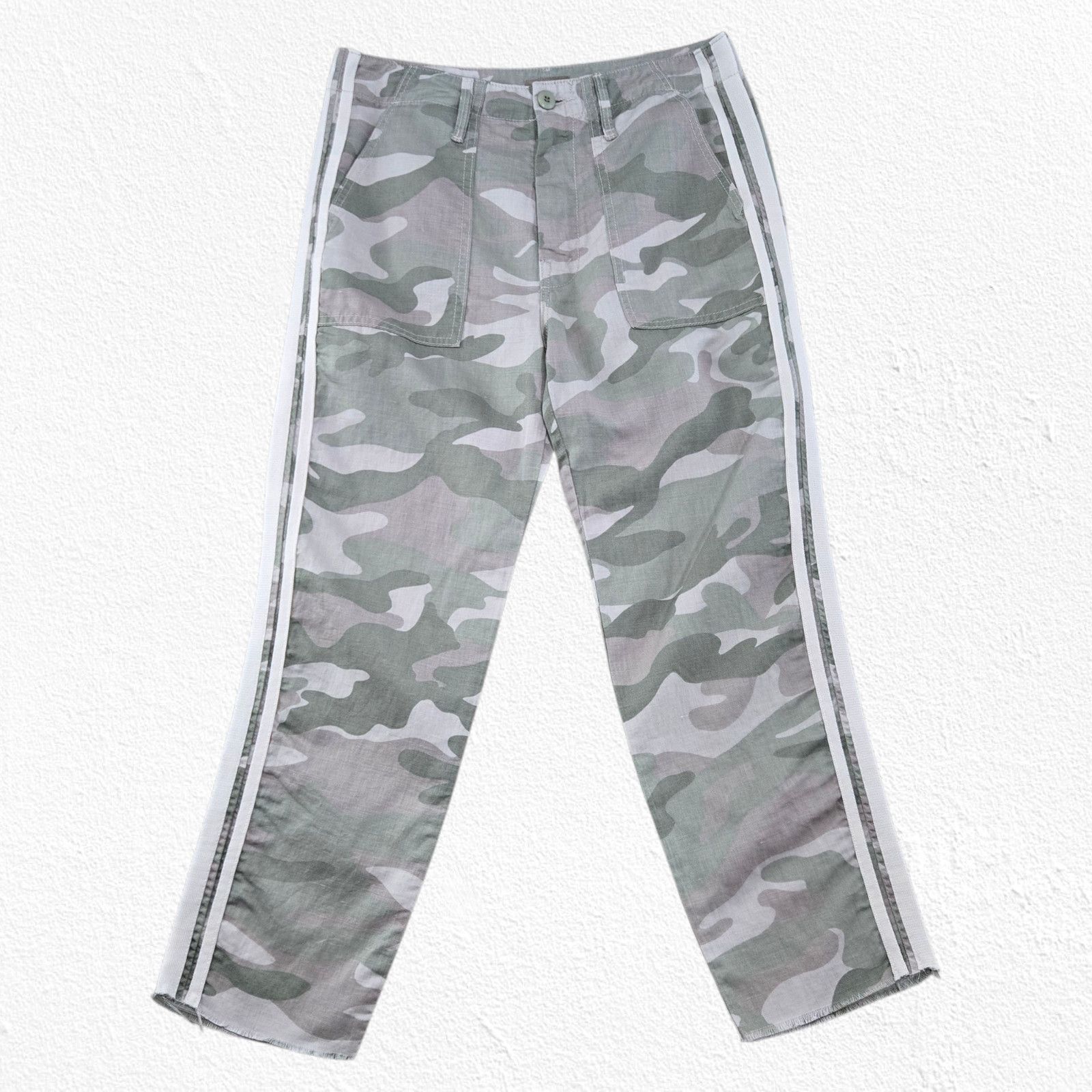 MOTHER Mother Shaker Chop Crop Fray Green Camo Pants Size 27 Size 27" / US 4 / IT 40 - 2 Thumbnail