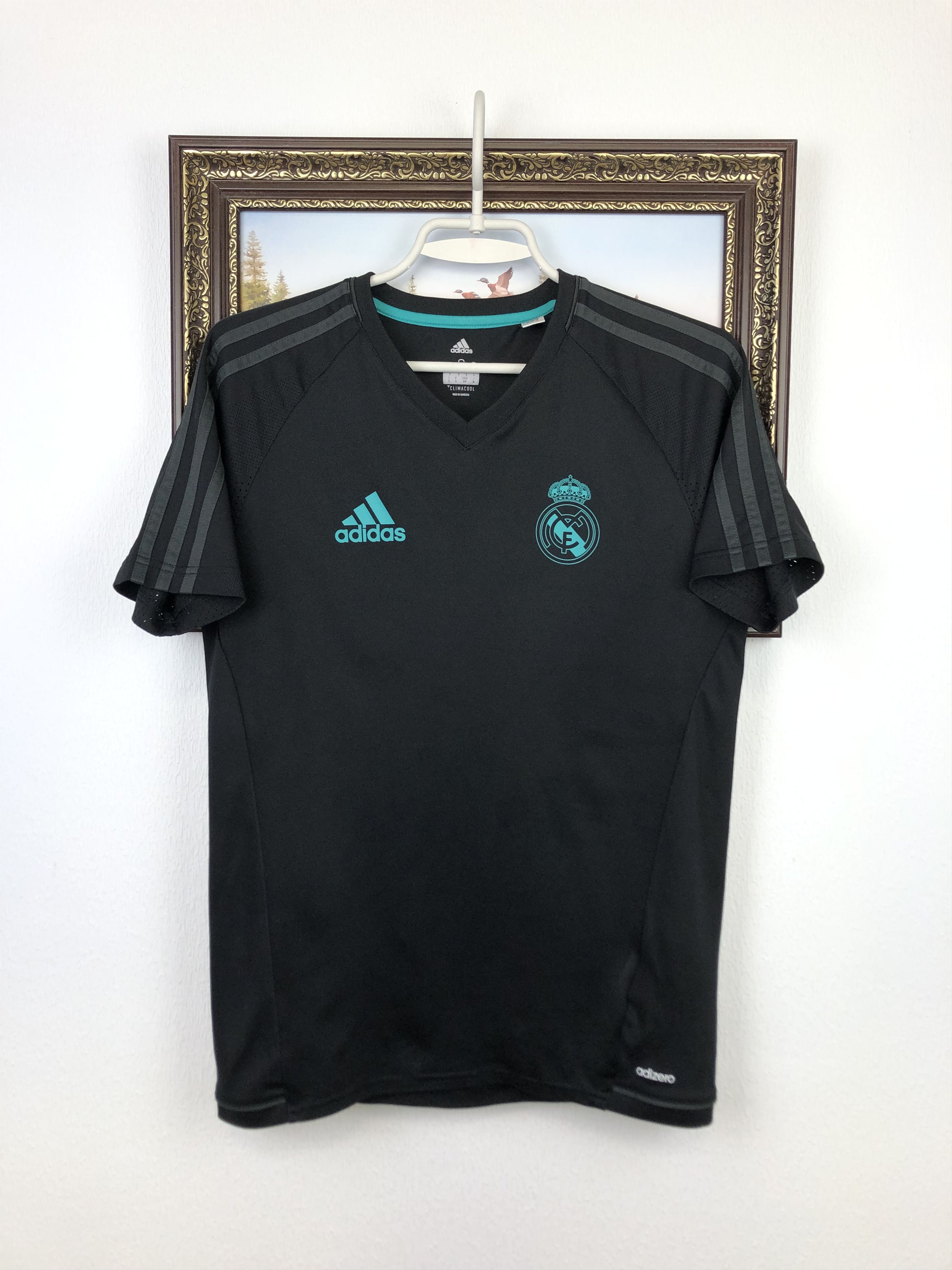 Adidas Real Madrid Football Shirt Soccer Black Jersey Adidas Size US XS / EU 42 / 0 - 1 Thumbnail