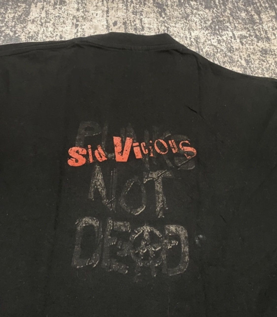 Vintage Vintage rare sid vicious sexpistols punk rock style tee 0Os Size US M / EU 48-50 / 2 - 8 Thumbnail