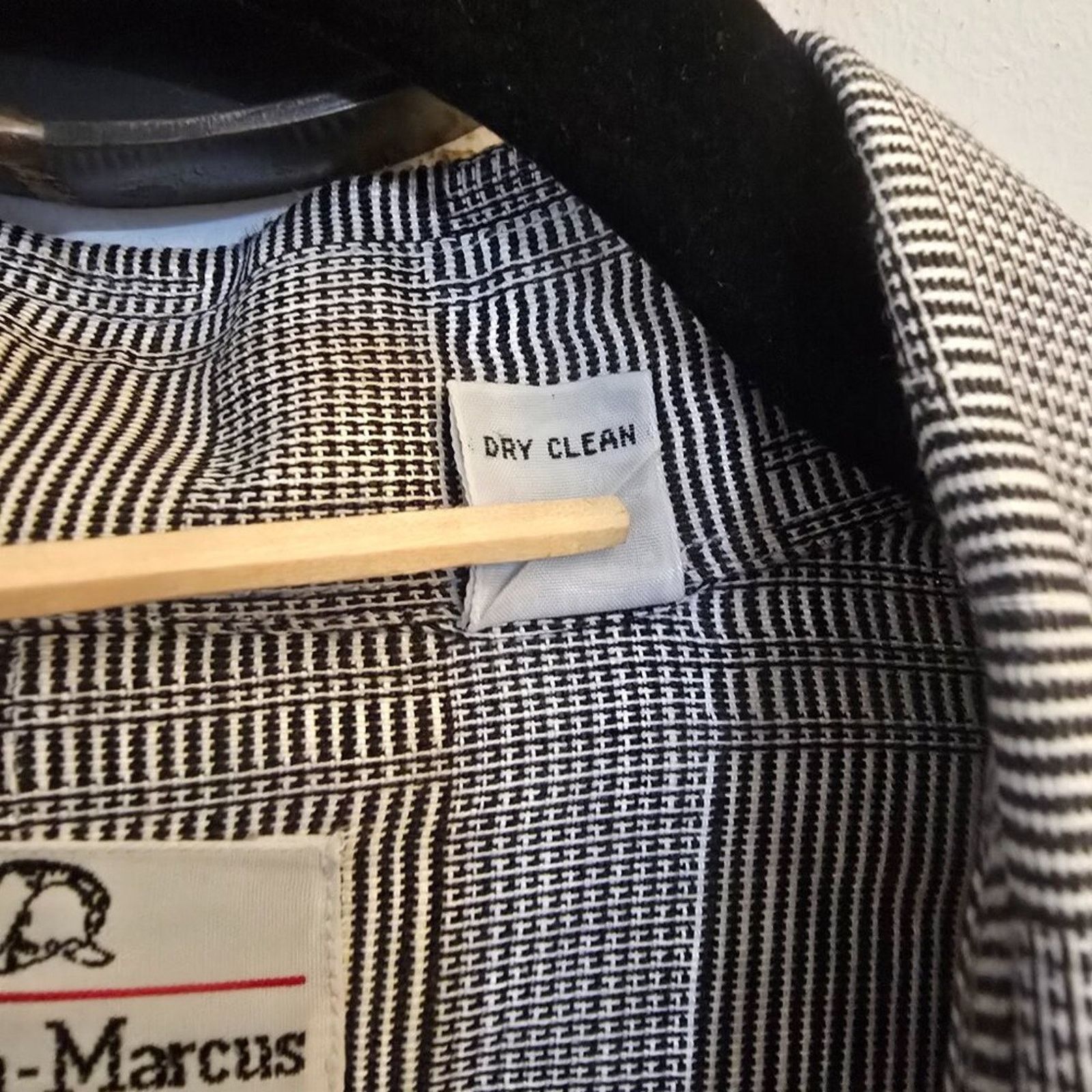 Neiman Marcus Neiman Marcus Glen Plaid Linen Cotton Vintage Hong Kong Size US XL / EU 56 / 4 - 4 Thumbnail