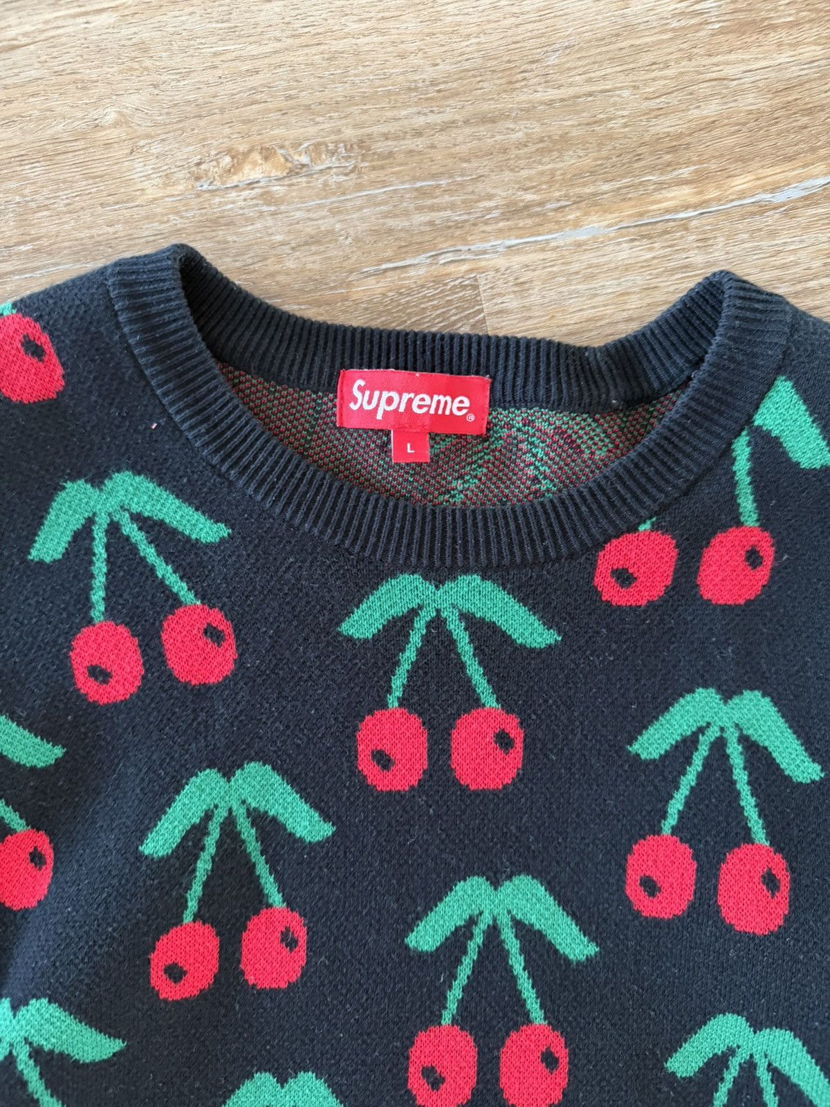 Supreme Supreme Cherry Sweater Size US L / EU 52-54 / 3 - 2 Thumbnail