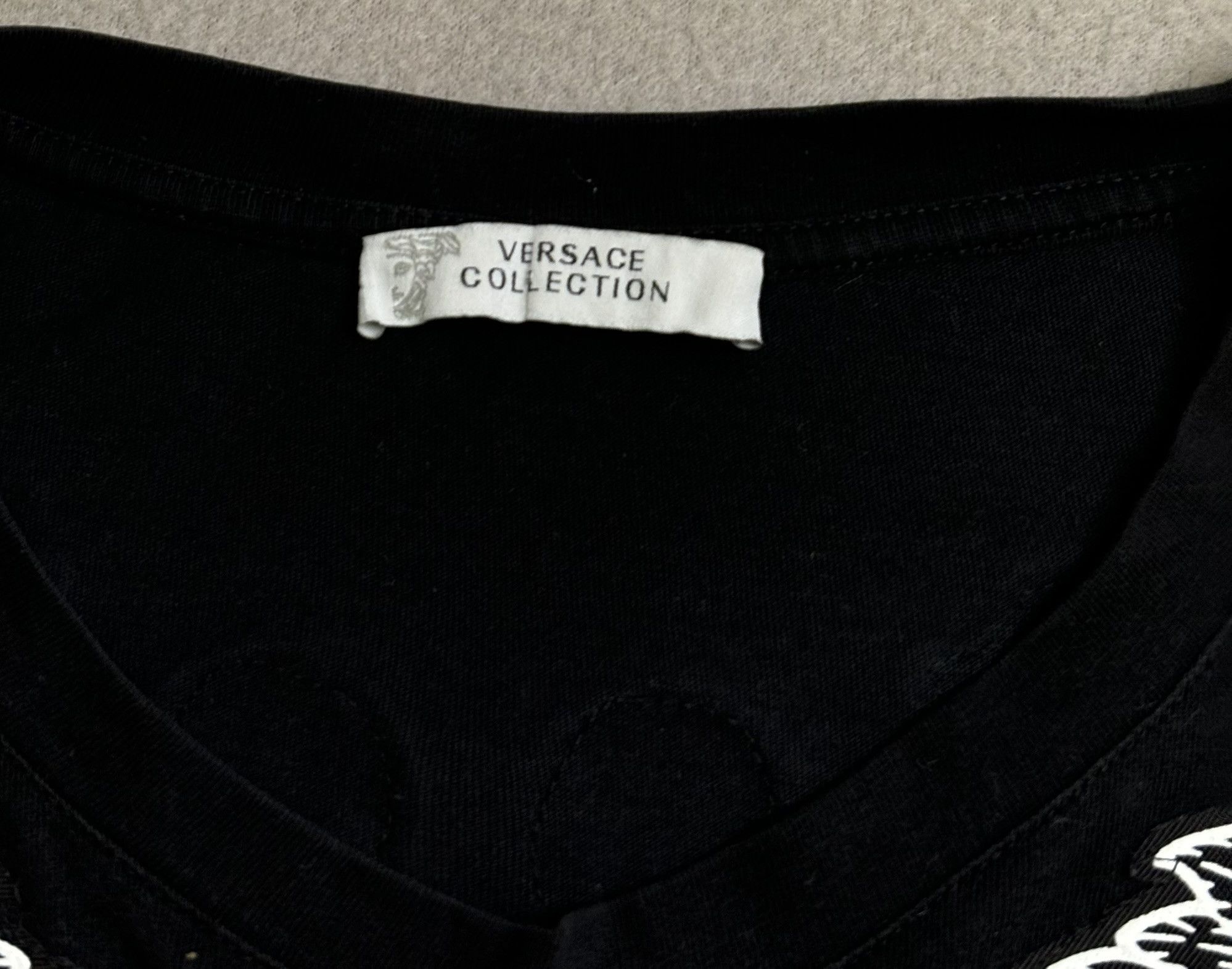 Versace Ganni Versace Black T-shirt Size L Size US L / EU 52-54 / 3 - 15 Thumbnail