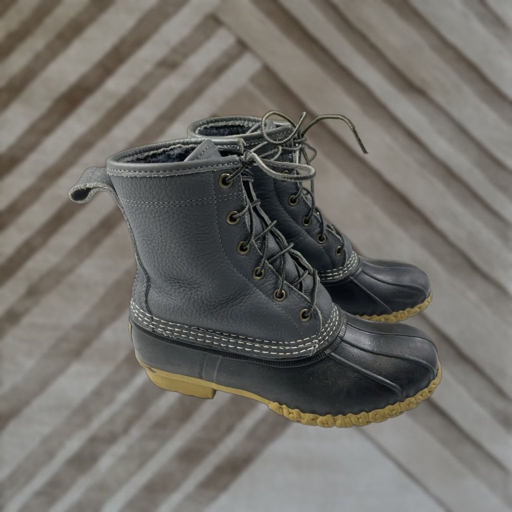 Vintage L.L.Bean Bean Boots Boots, 8" Shearling-Lined Insulated, Women 6.5 M Blue Plaid, Winter, Leather, Plaid, Moderate wear Size US 7 / IT 37 - 1 Thumbnail