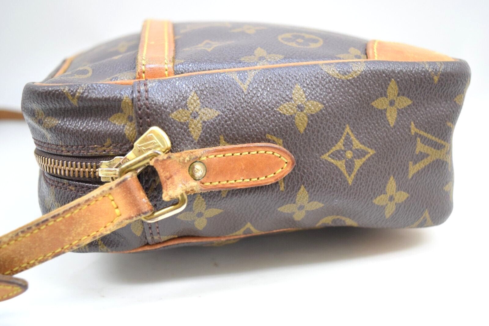 Louis Vuitton LV Trocadero 27 Crossbody Bag Monogram Canvas M51274 Size ONE SIZE - 5 Thumbnail