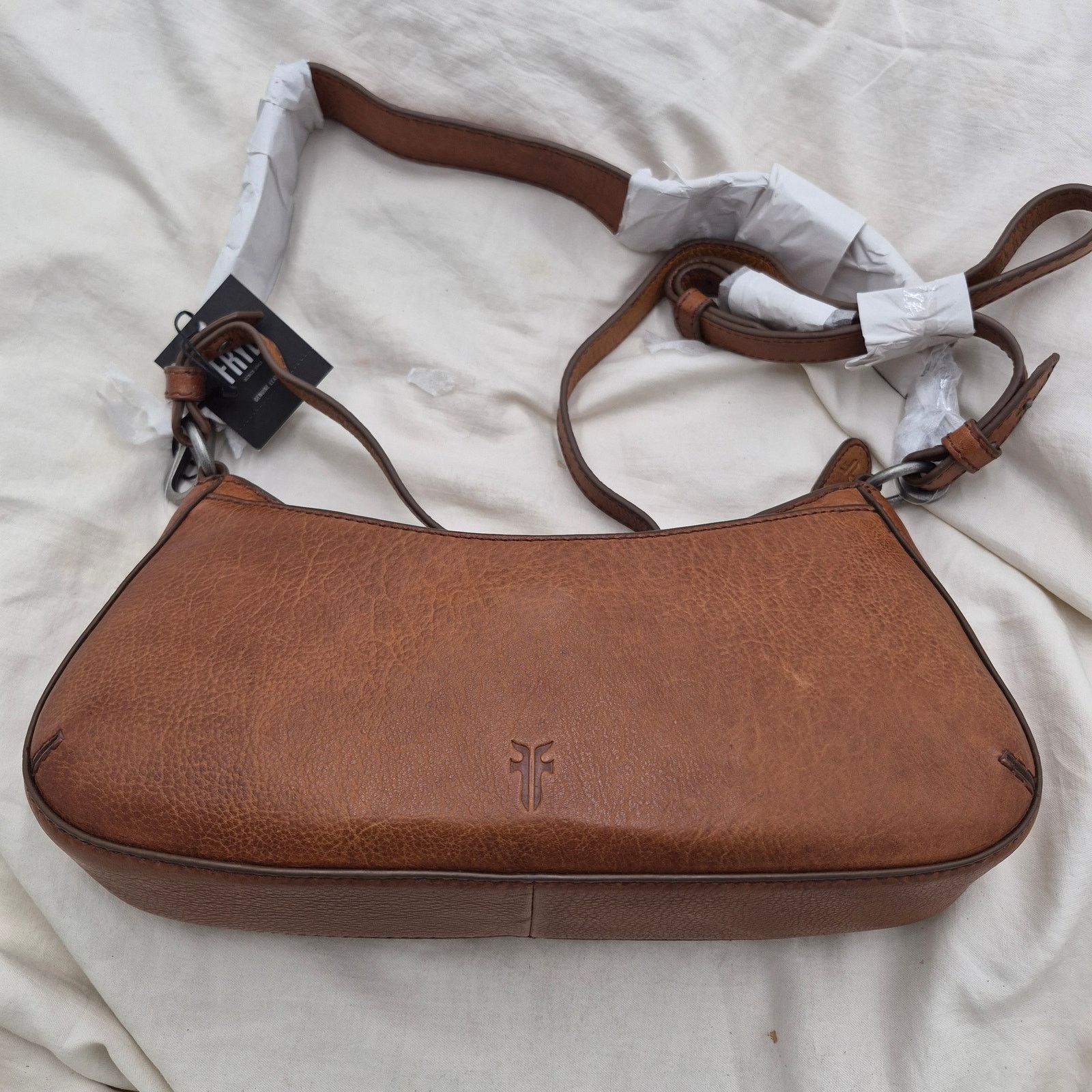 Frye NEW Frye Claire shoulder bag purse handbag crafted leather Size ONE SIZE - 3 Thumbnail