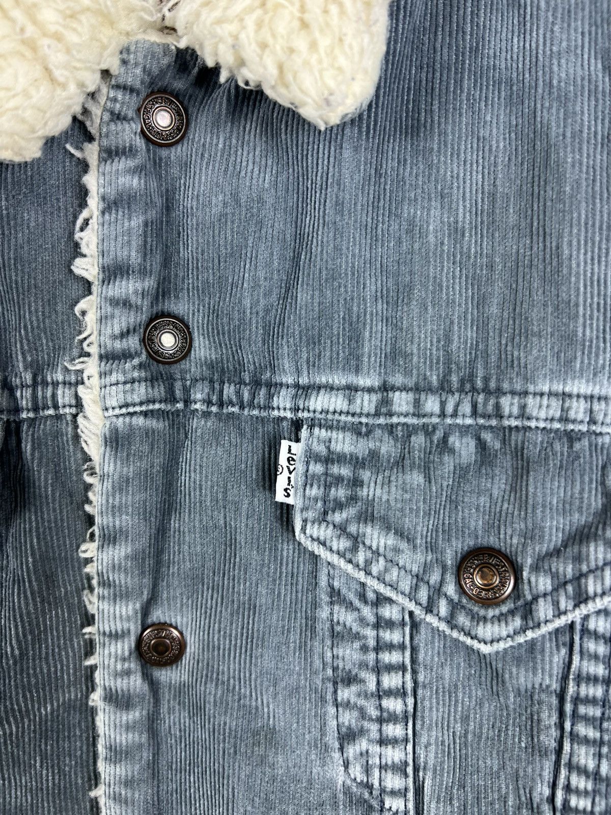 Levi's Vintage 90s Levi’s sherpa corduroy trucker jacket bear retro Size S / US 4 / IT 40 - 8 Thumbnail