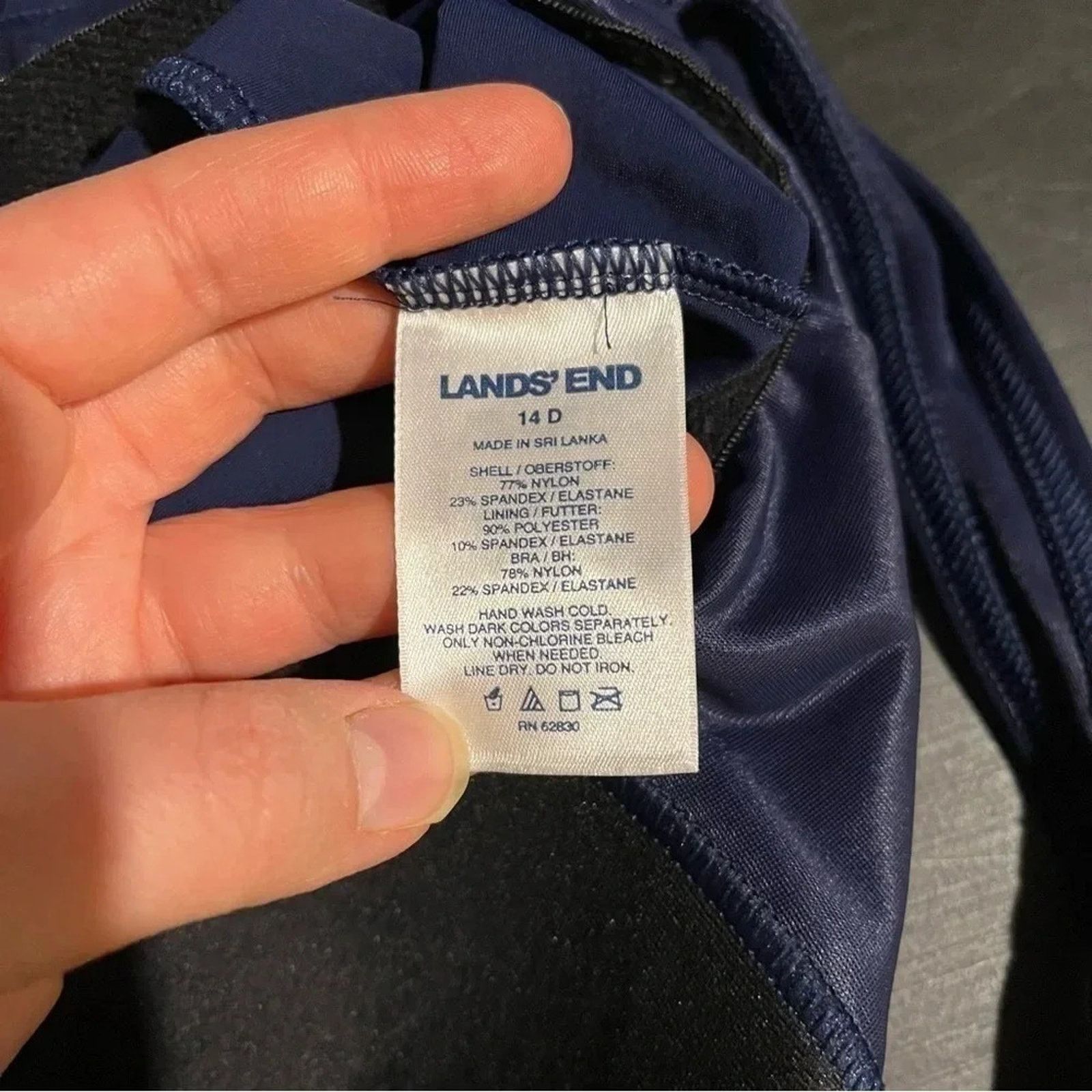 Lands' End Womens 14 D Lands End Swimsuit Tank Full Cover One Piece Size ONE SIZE - 6 Thumbnail