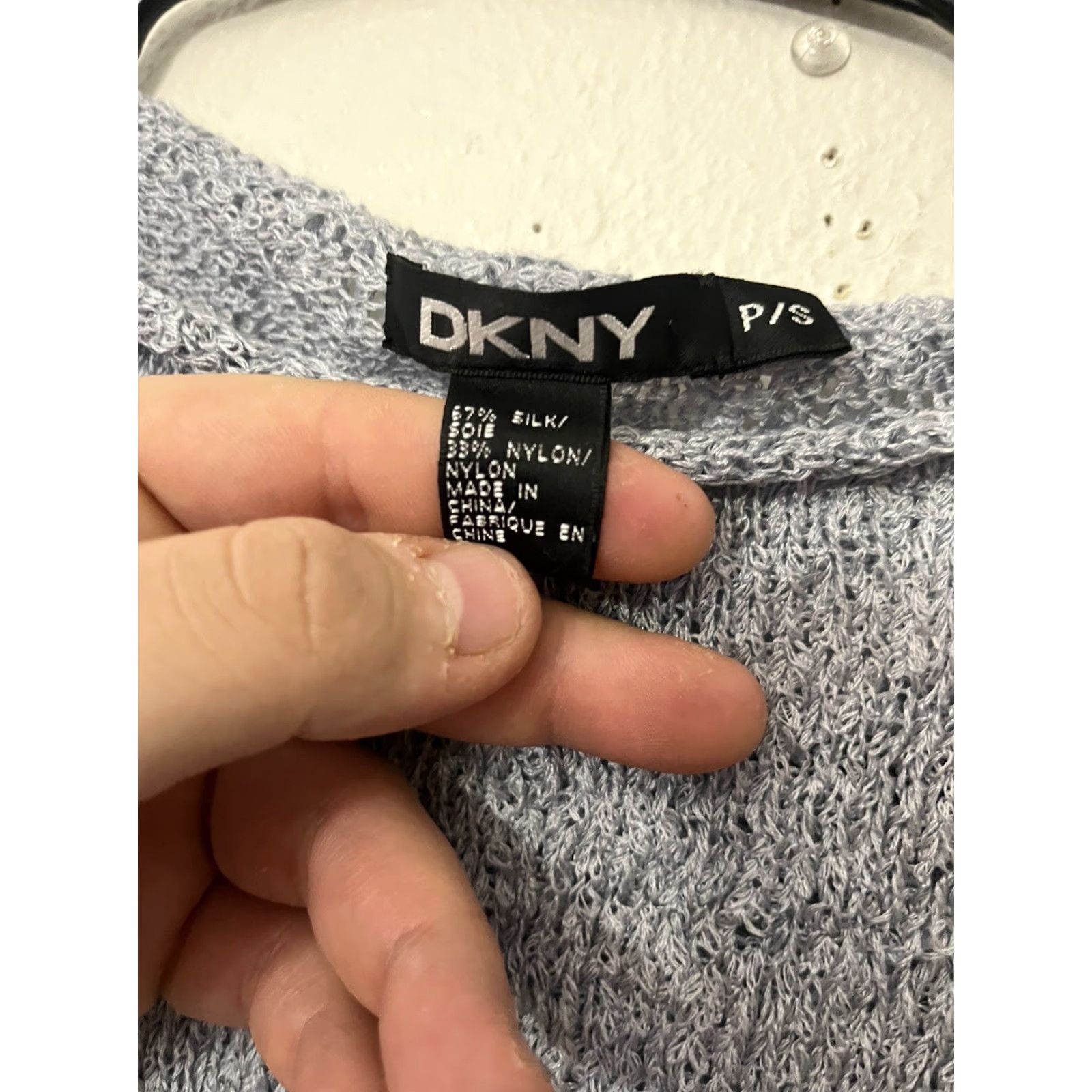 DKNY VINTAGE DKNY Sweater Women P/S Small Blue Nylon Blend Knit Pullover 90s Size S / US 4 / IT 40 - 2 Thumbnail