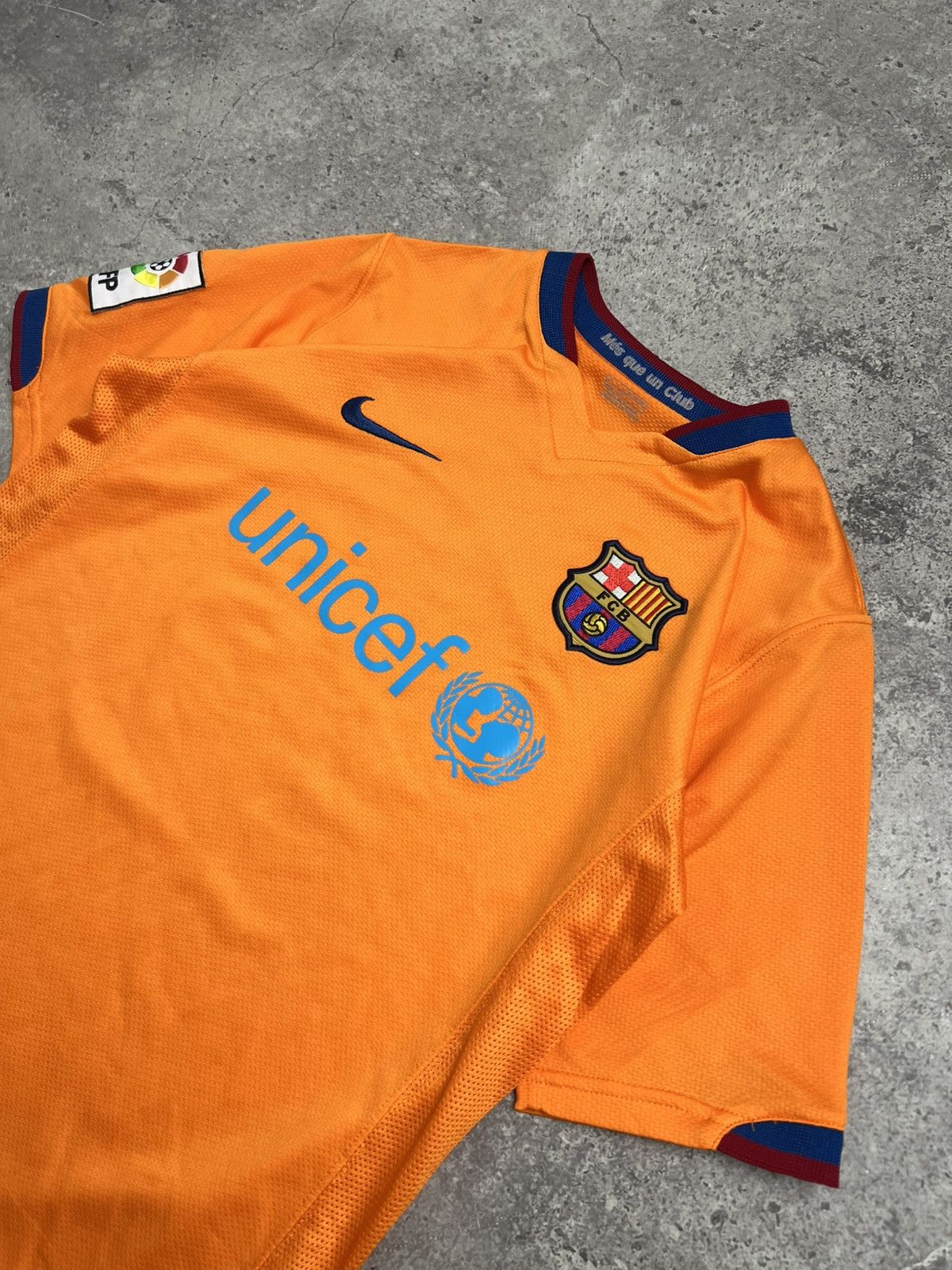 Nike 2007-08 Barcelona Away Messi #19 Nike Size US XS / EU 42 / 0 - 3 Thumbnail