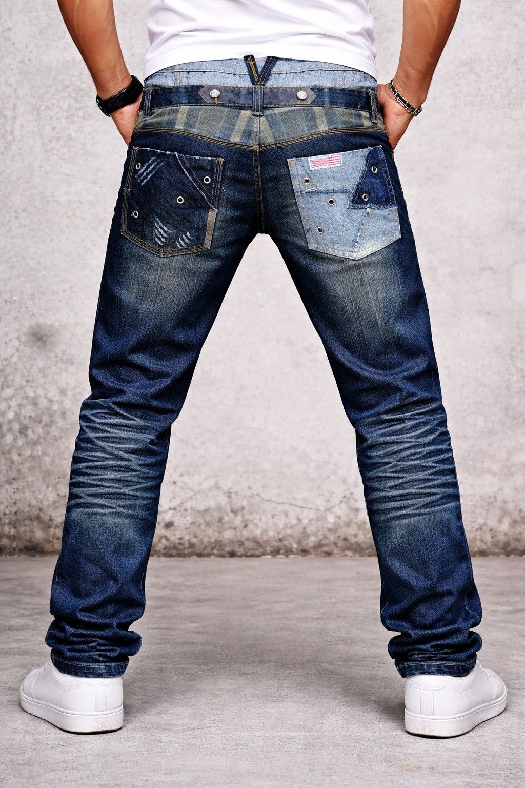 Vintage Y2K Archive Patchwork Distressed Denim Jeans Japanese Style Size US 32 / EU 48 - 1 Thumbnail