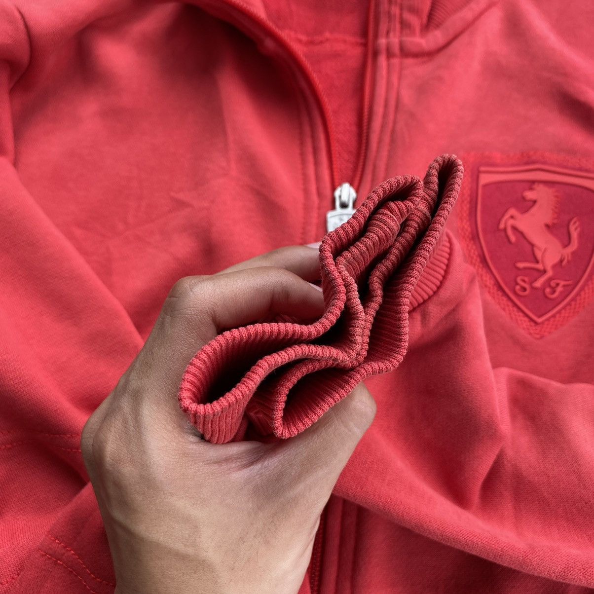 Ferrari × Puma Puma X Ferrari Track Top Jacket Size US L / EU 52-54 / 3 - 8 Thumbnail