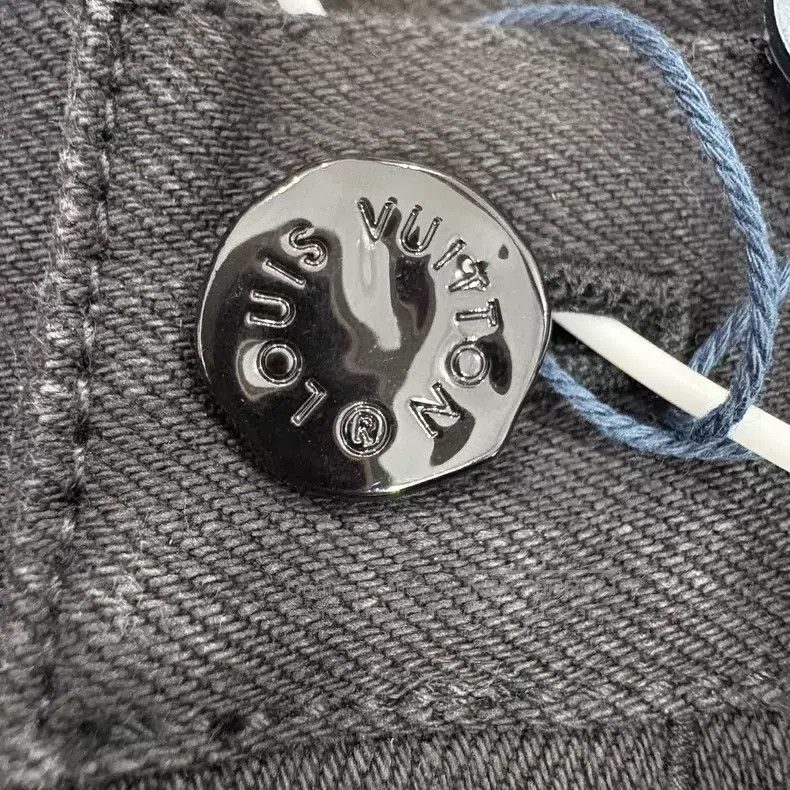 Louis Vuitton Louis Vuitton Black Simple Jeans Size US 31 - 7 Thumbnail
