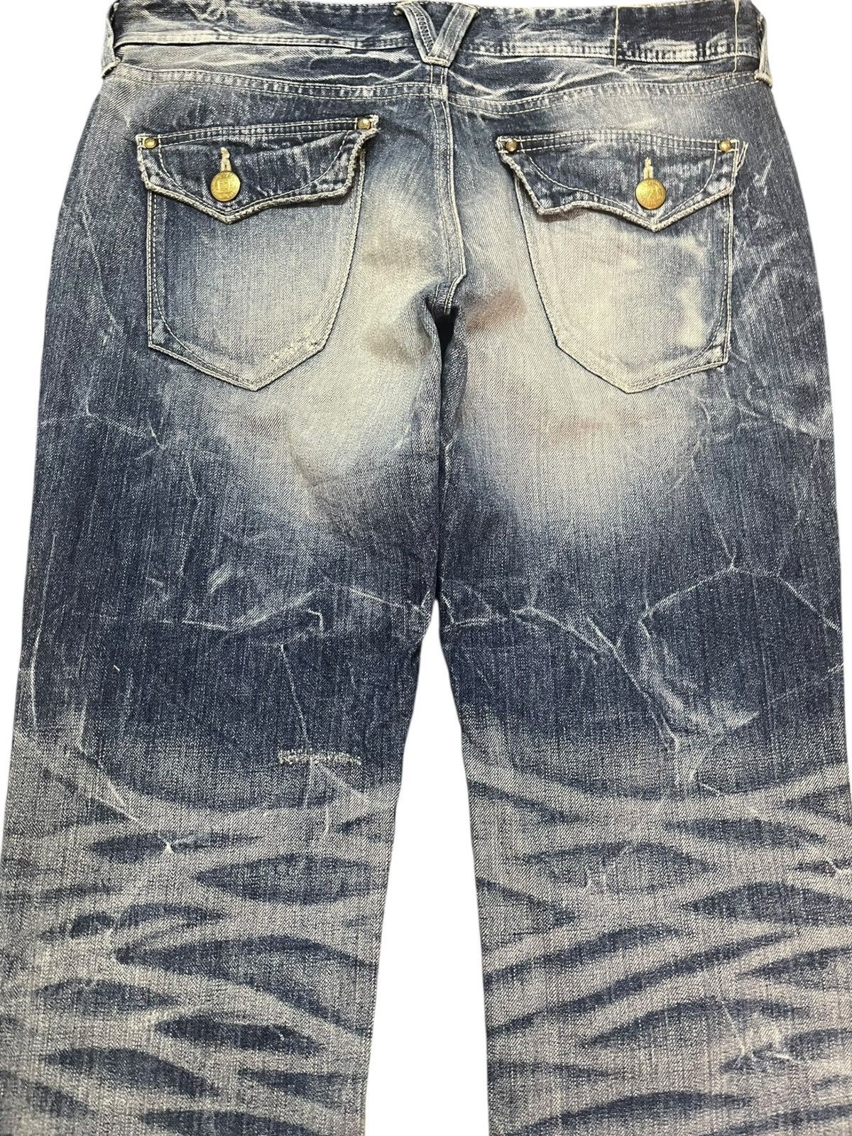 Vanquish Vintage Vanquish Gold Flare Honeycomb Grunge Distress Denim Size US 33 - 6 Thumbnail