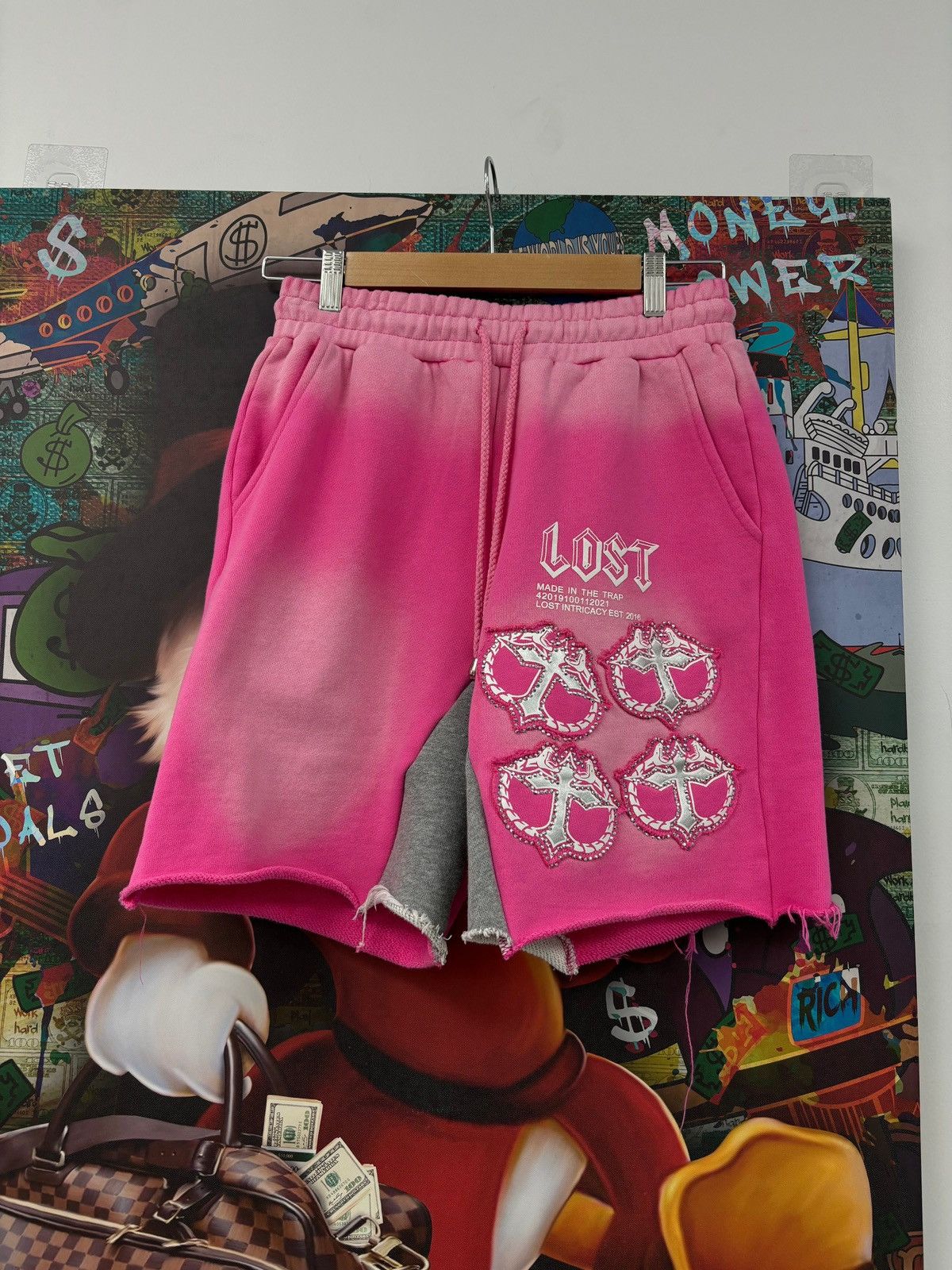 Other Lost intricacy Mitt Sweatshorts Pink Medium shorts Size US 32 / EU 48 - 1 Preview