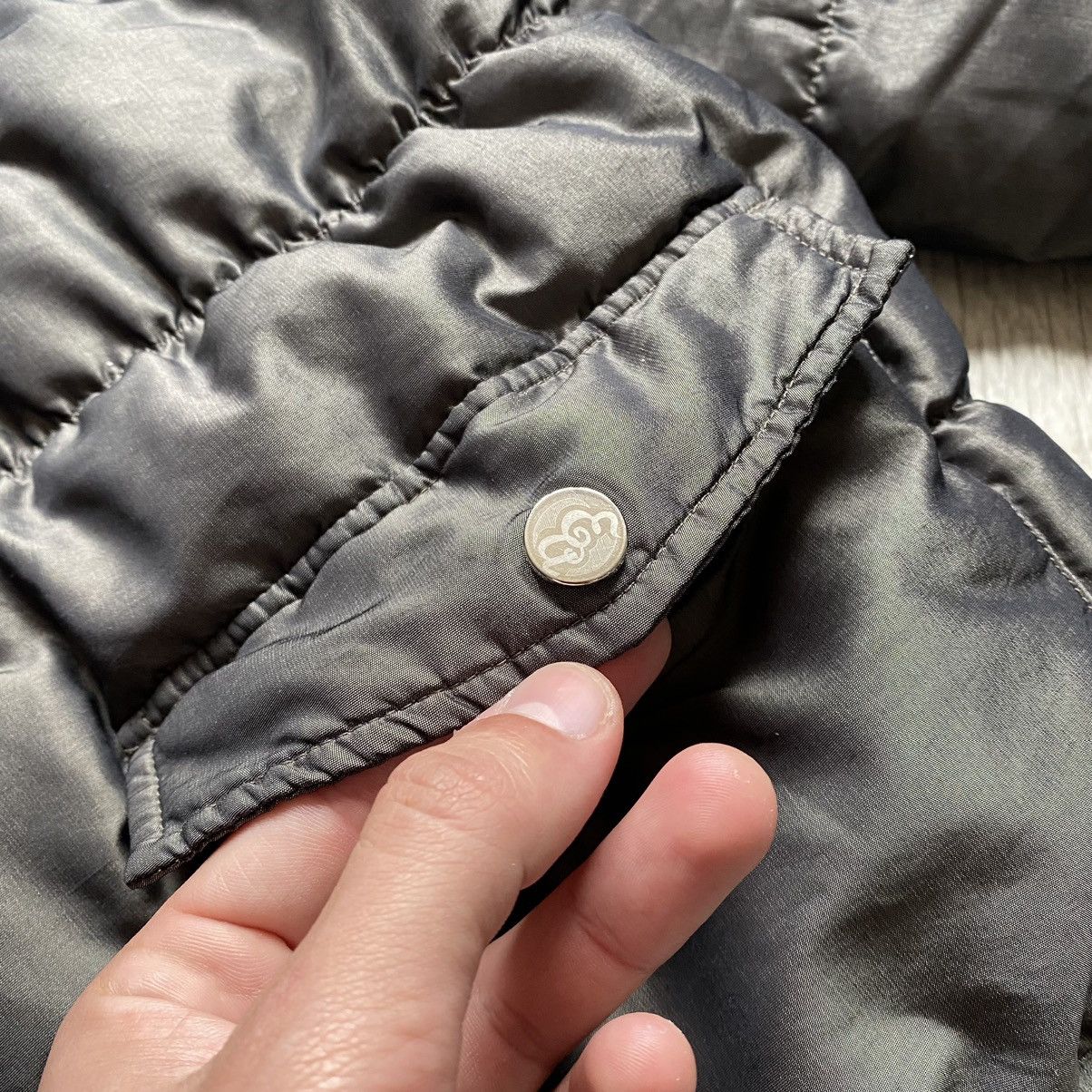 Giorgio Armani RARE GIORGIO ARMANI AVANT GARDE Y2K DOWN PUFFER JACKET BOXY Size L / US 10 / IT 46 - 11 Thumbnail