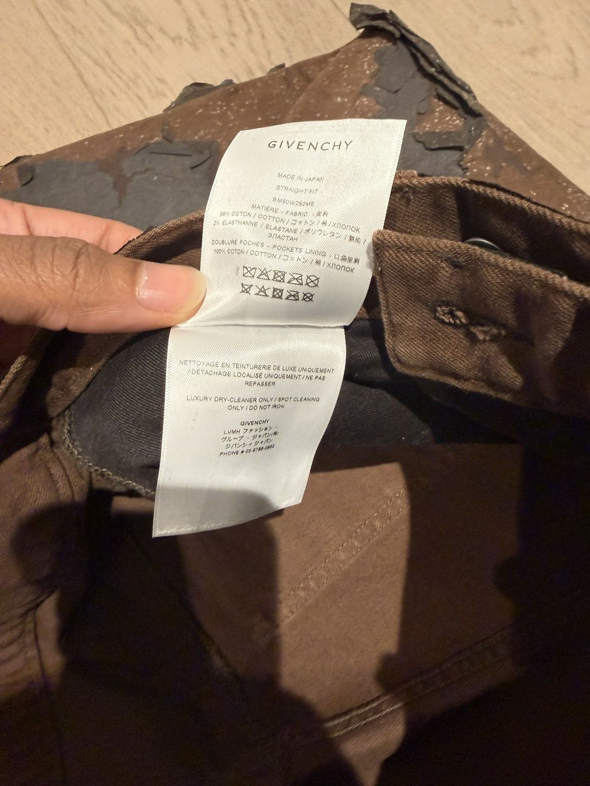 Givenchy Givenchy painted crackled jeans Size US 32 / EU 48 - 4 Thumbnail