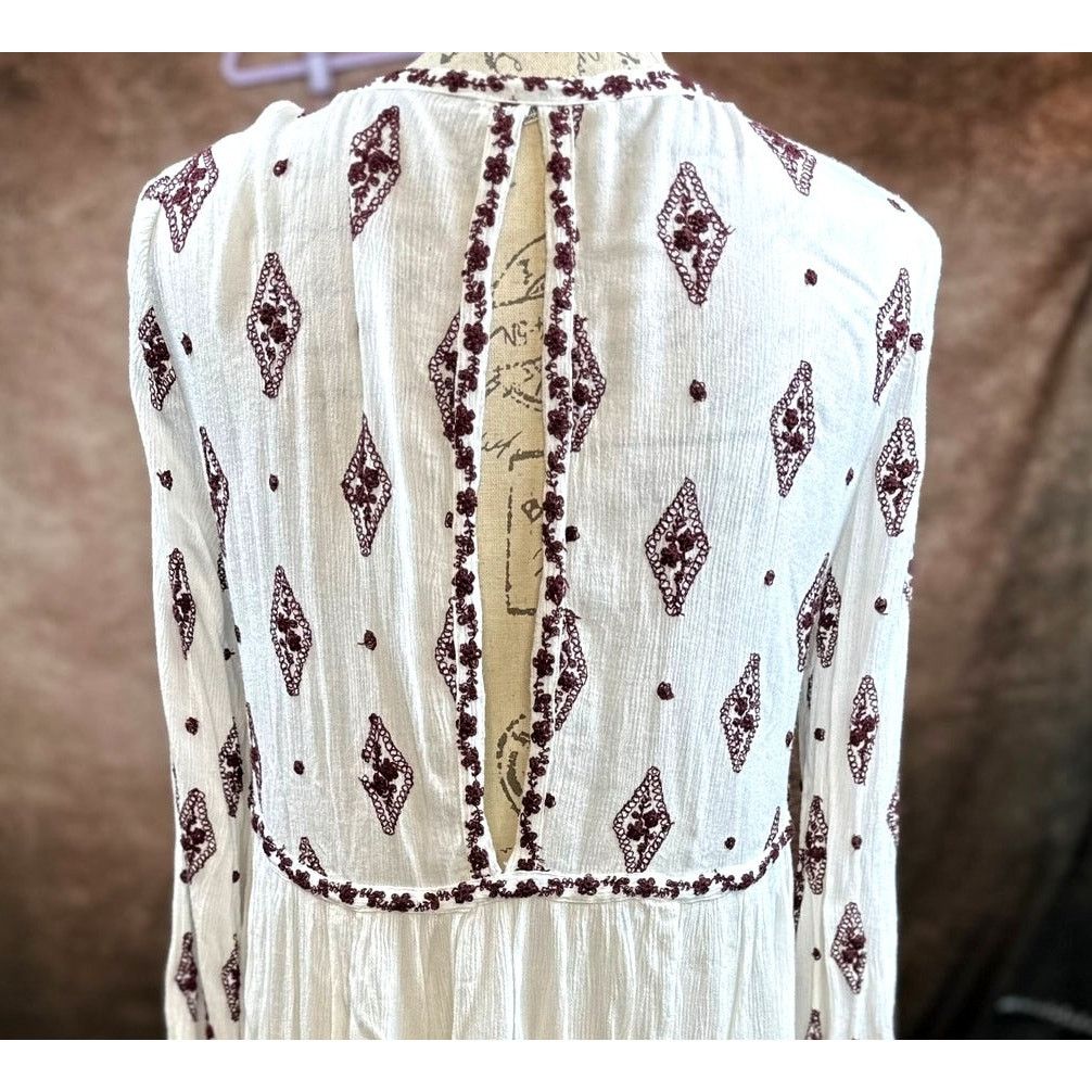 Free People Free People Diamond Embroidered Deep V Top Mini Dress size S Size S / US 4 / IT 40 - 13 Thumbnail
