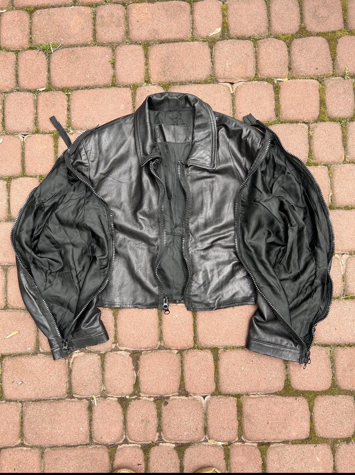 Vintage Avant Garde Archival Clothing Cropped Zip Up Leather Jacket Size US L / EU 52-54 / 3 - 3 Thumbnail