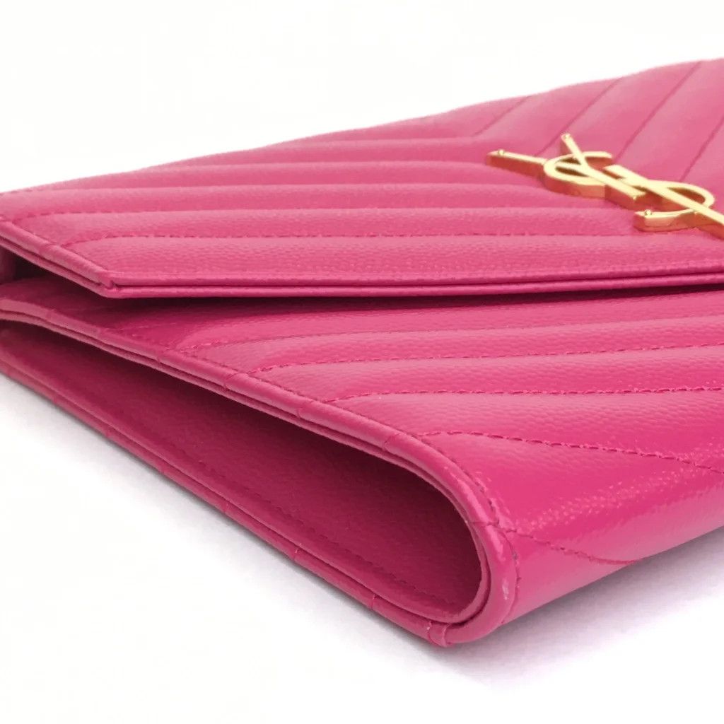 o1b1hav110425 Size: OS / Cassandre Matelasse Flap Pouch