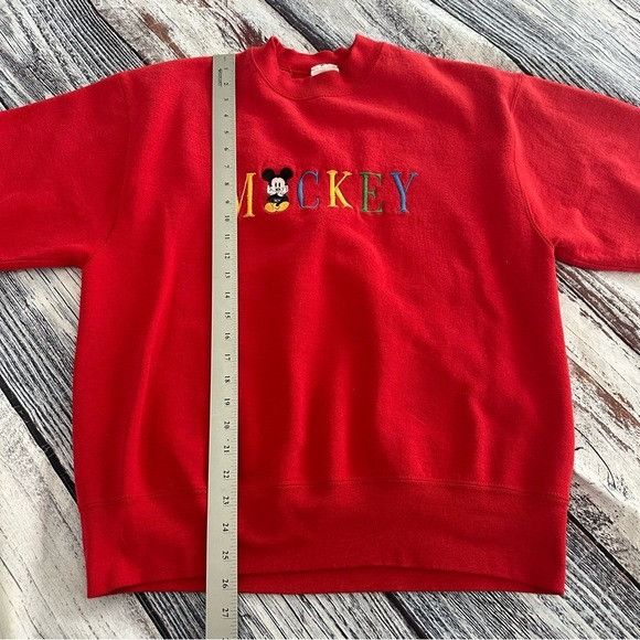 Vintage 90’s Disney Mickey Mouse Crewneck Sweatshirt