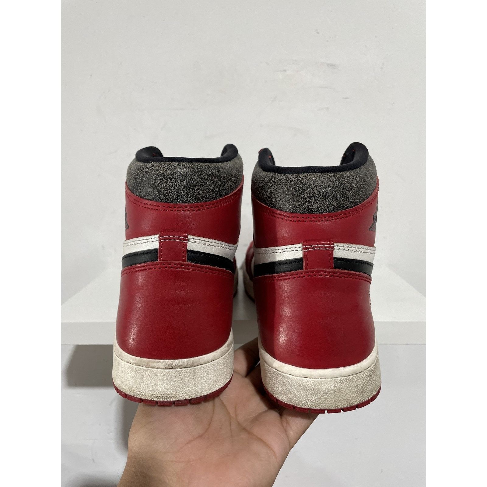Jordan Brand JORDAN 1 RETRO HIGH OG CHICAGO LOST & FOUND SIZE 12 PREOWNED Size US 12 / EU 45 - 3 Thumbnail