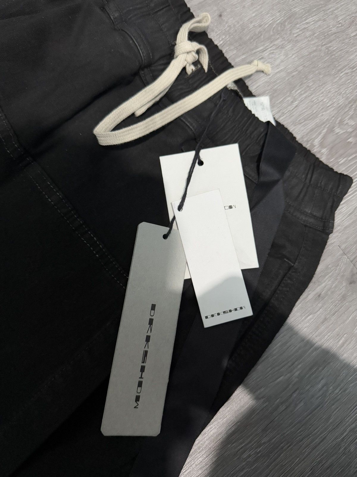 Rick Owens × Rick Owens Drkshdw Rick Owens Dark Wax Face Grimace Shorts Size US 28 / EU 44 - 5 Thumbnail