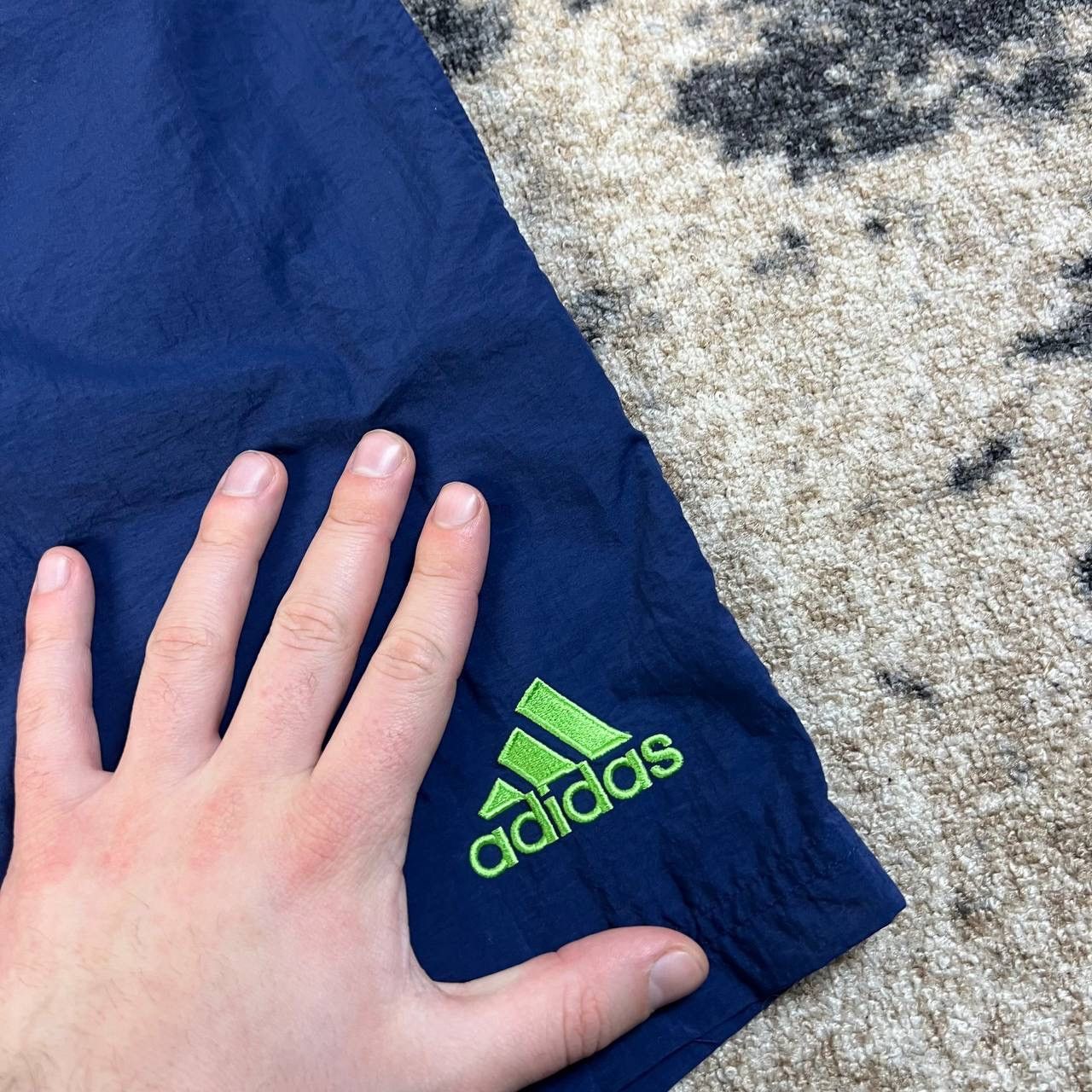 Adidas Adidas Vintage Y2K Big Embroidered Logo Light Shorts Size US 32 / EU 48 - 4 Thumbnail