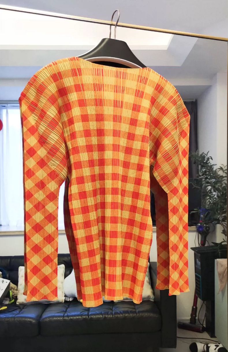 Issey Miyake Issey Miyake size:4 Sweet orange-flavored sparkling water Size M / US 6-8 / IT 42-44 - 2 Thumbnail