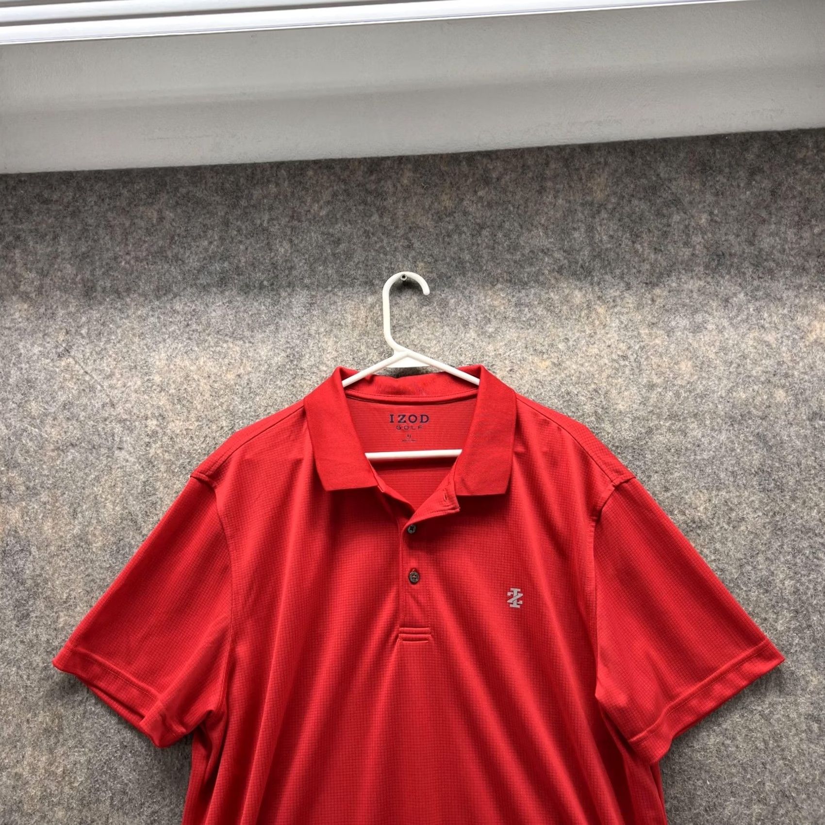 Izod Izod Polo Shirt Men XL Red Athletic Fit Polyester Golf Shirt LS Solid Pattern 46 Chest Club Sport Casual Size US XL / EU 56 / 4 - 2 Thumbnail
