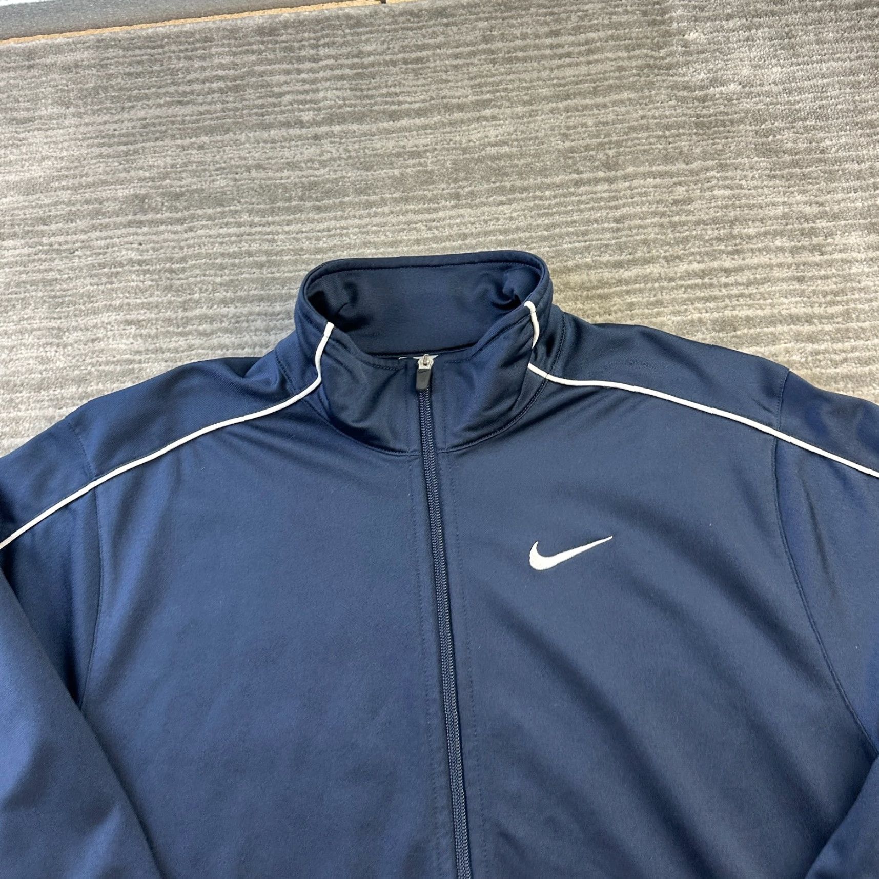 Nike VINTAGE Nike Jacket Mens Large Blue Full Zip Track Size US L / EU 52-54 / 3 - 3 Thumbnail