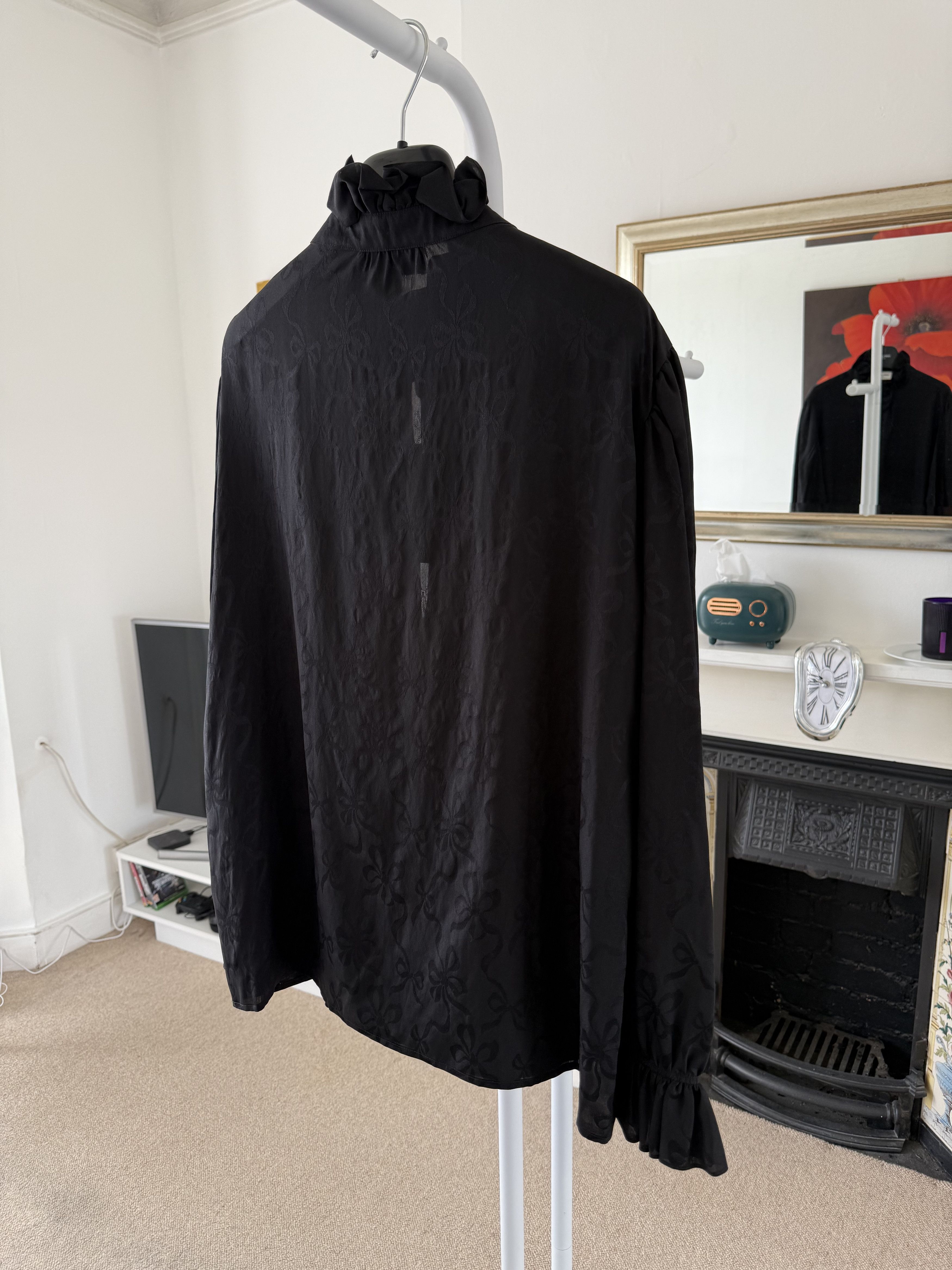 Saint Laurent Paris SS22 Saint Laurent Frilled Blouse in Matte and Shiny Silk Size US XS / EU 42 / 0 - 4 Thumbnail