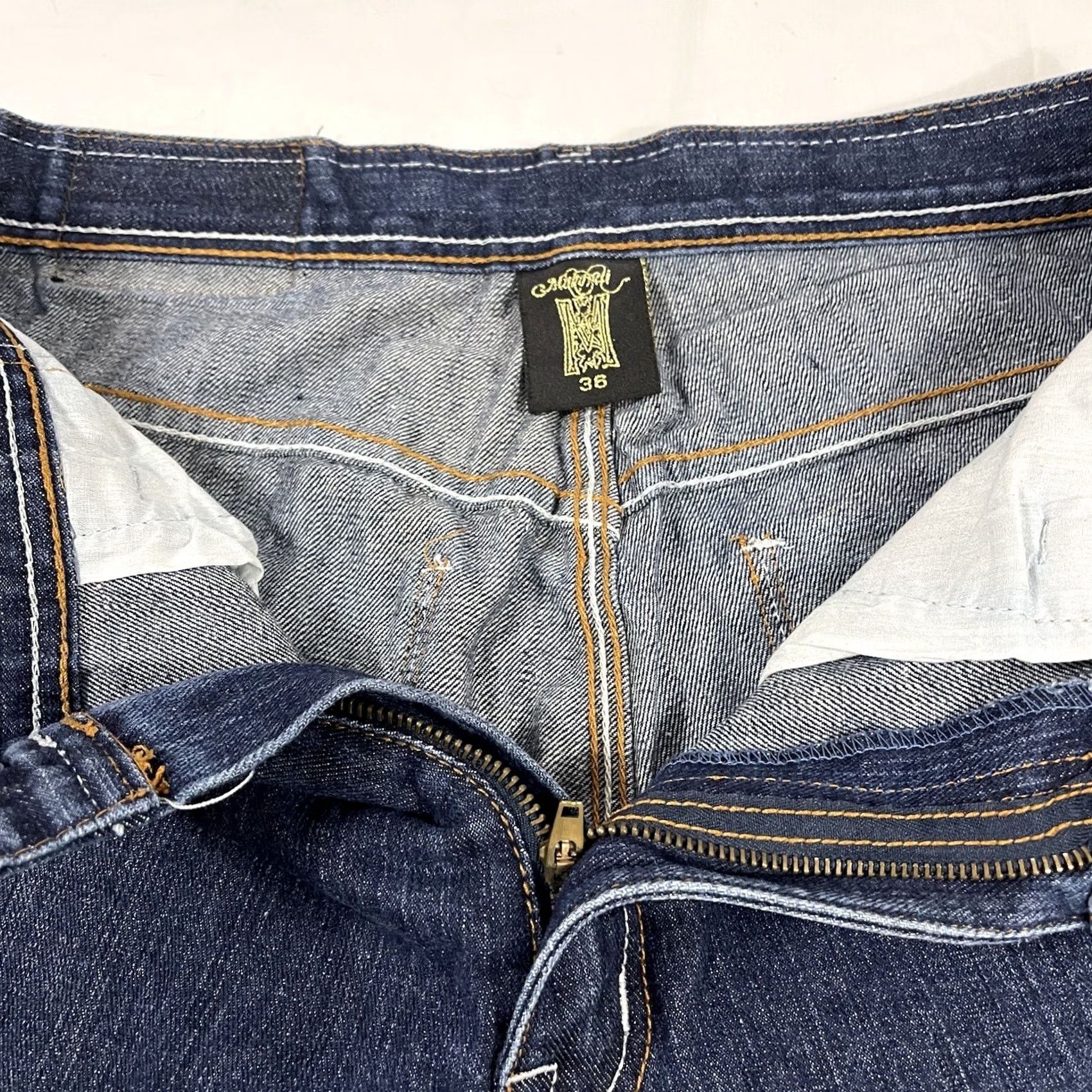 Vintage VINTAGE Makaveli Jeans Denim 90s Hip Hop Tupac Embroidered Baggy 36 Mens Jeans Blue High Rise 5-Pocket Straight Relaxed 82% Cotton 18% Polyester Size US 36 / EU 52 - 7 Thumbnail