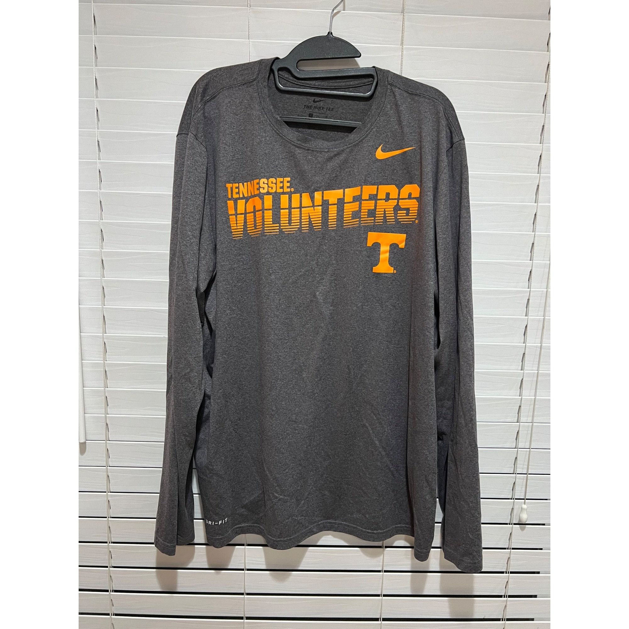 Nike Nike Tennessee Volunteers Shirt - Size XL Size US XL / EU 56 / 4 - 1 Thumbnail