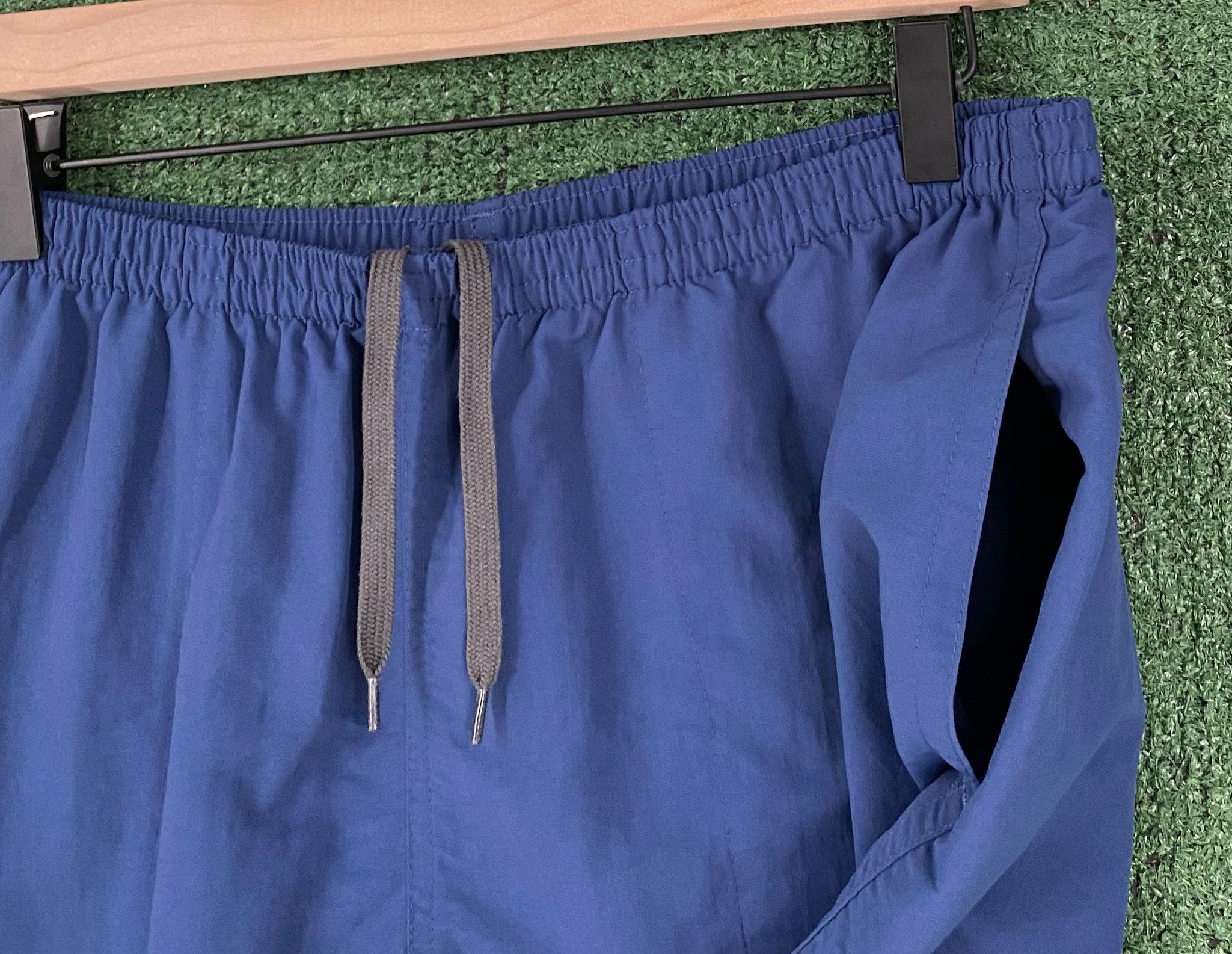 Patagonia Patagonia Baggies Navy Blue Shorts Men’s Size Large Size US 36 / EU 52 - 2 Thumbnail